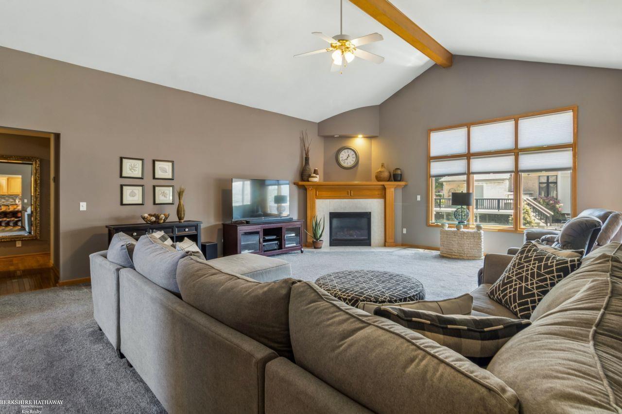 Photo 4 of Single family home for sale at 52688 Clinton Oak Ln, Shelby Township, MI 48316 | MLS# 58050210269 | Listing updated on 2026-09-02