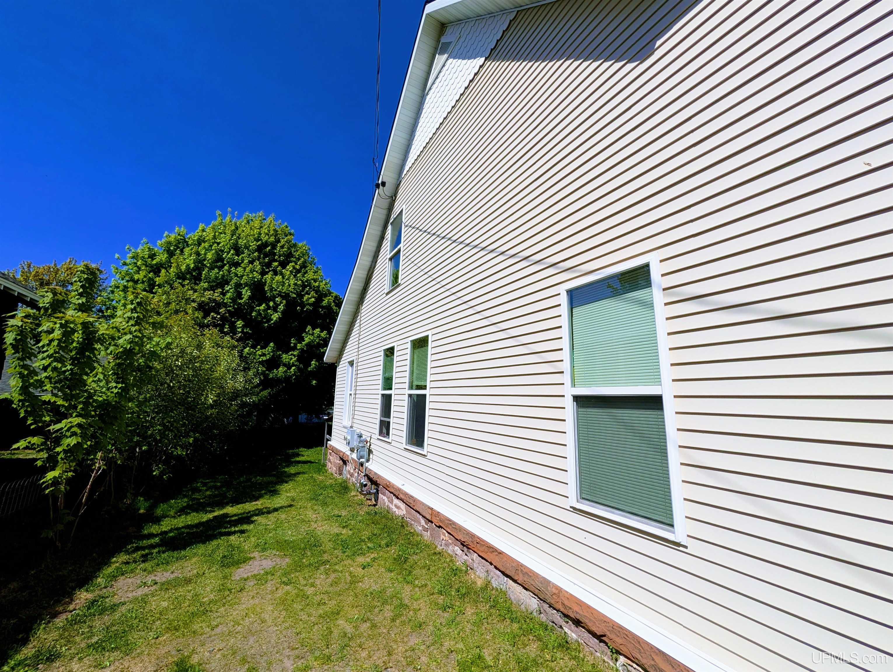 MLS 50210341 Large photo number 3 