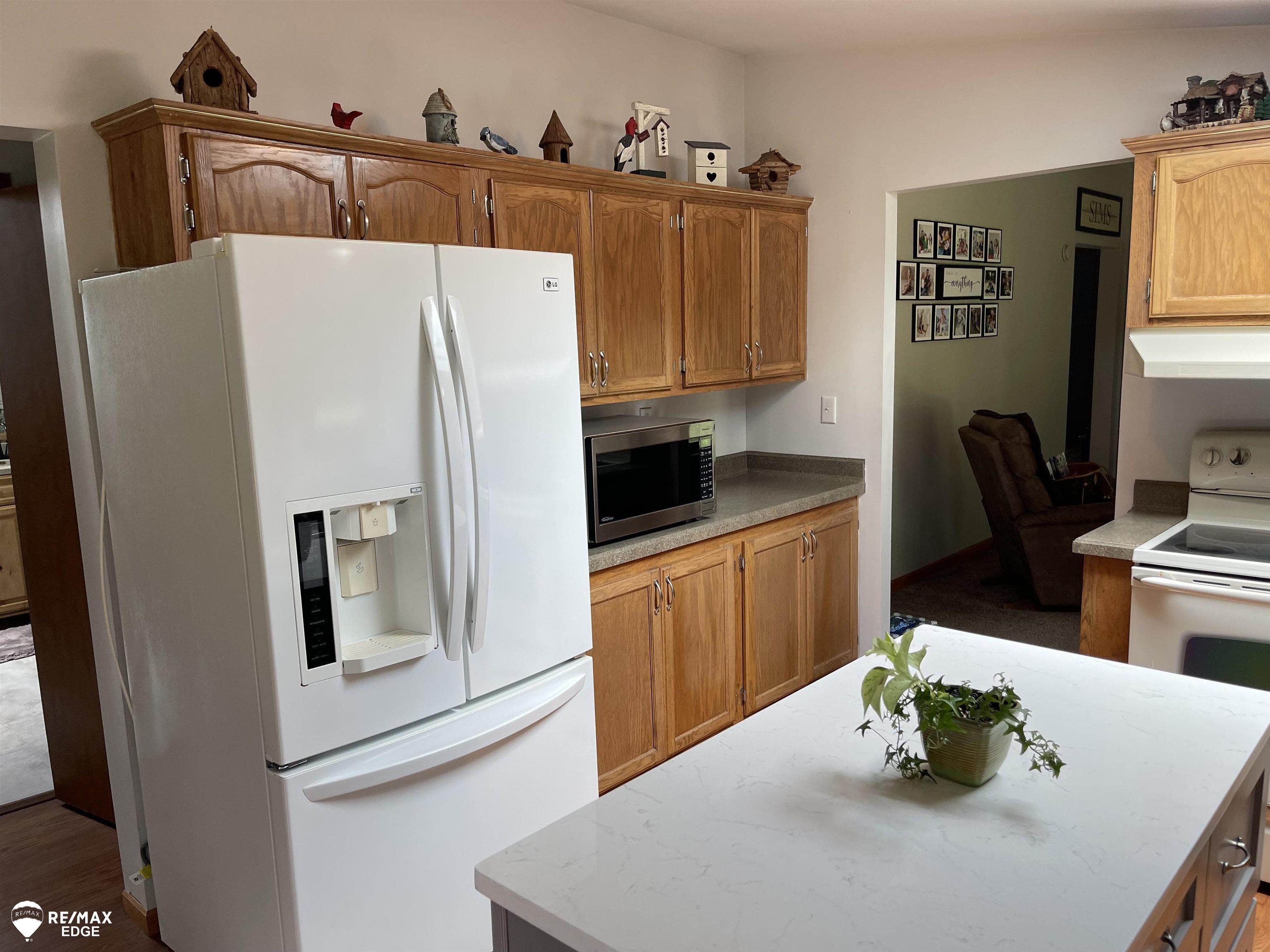 4573 Klam Road photo 3