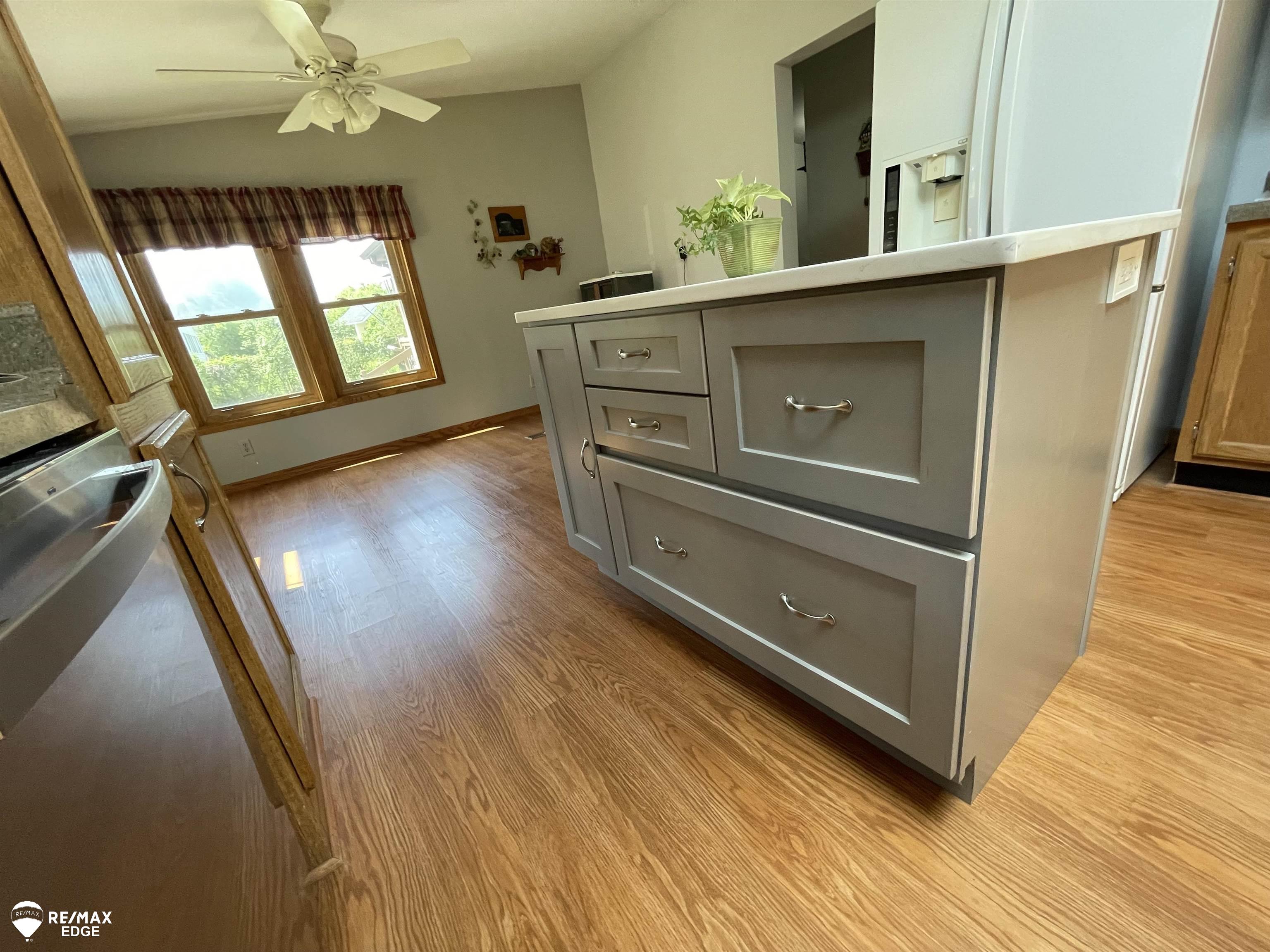 4573 Klam Road photo 6
