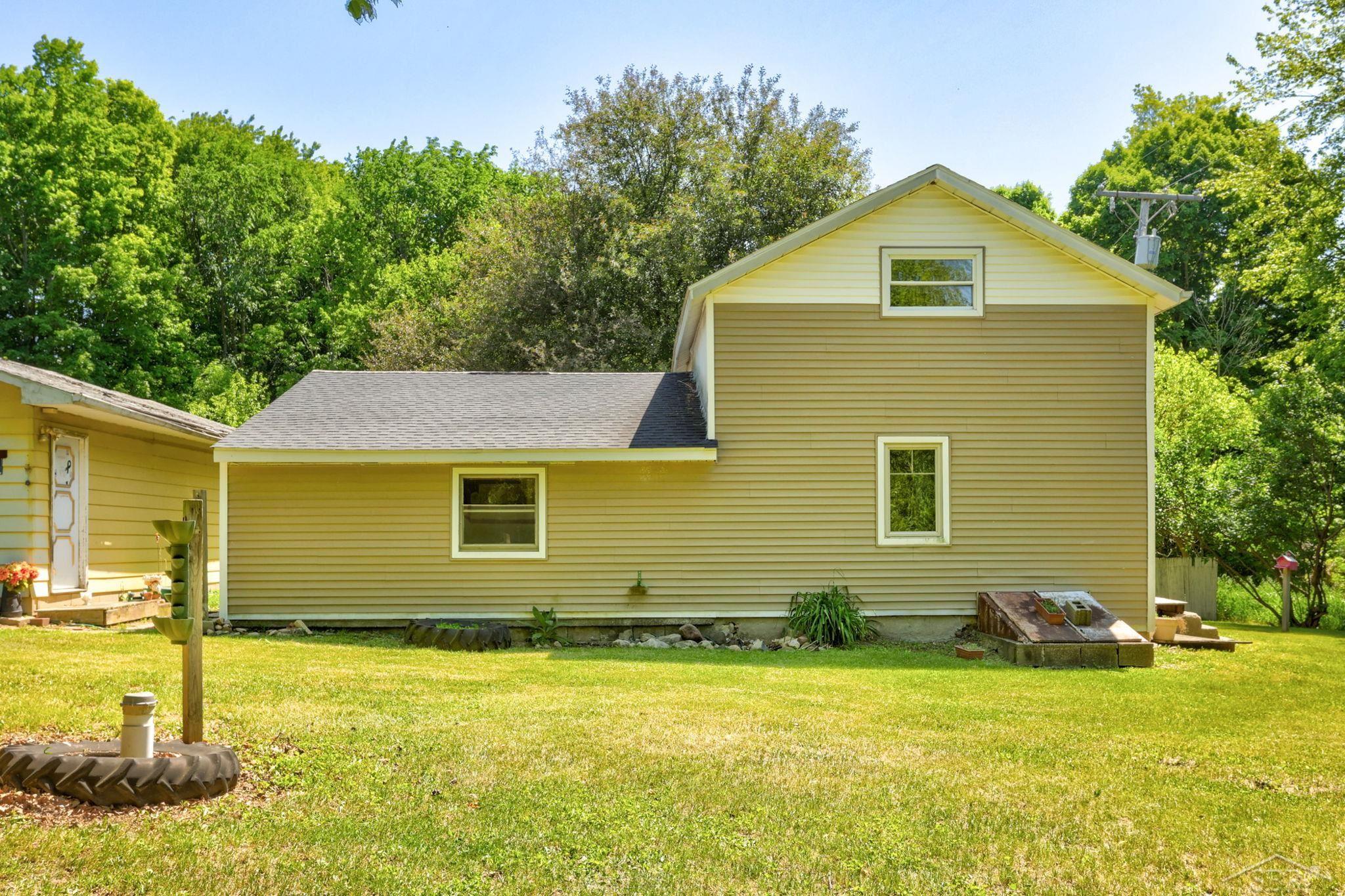5400 Sister Lake Road photo 2
