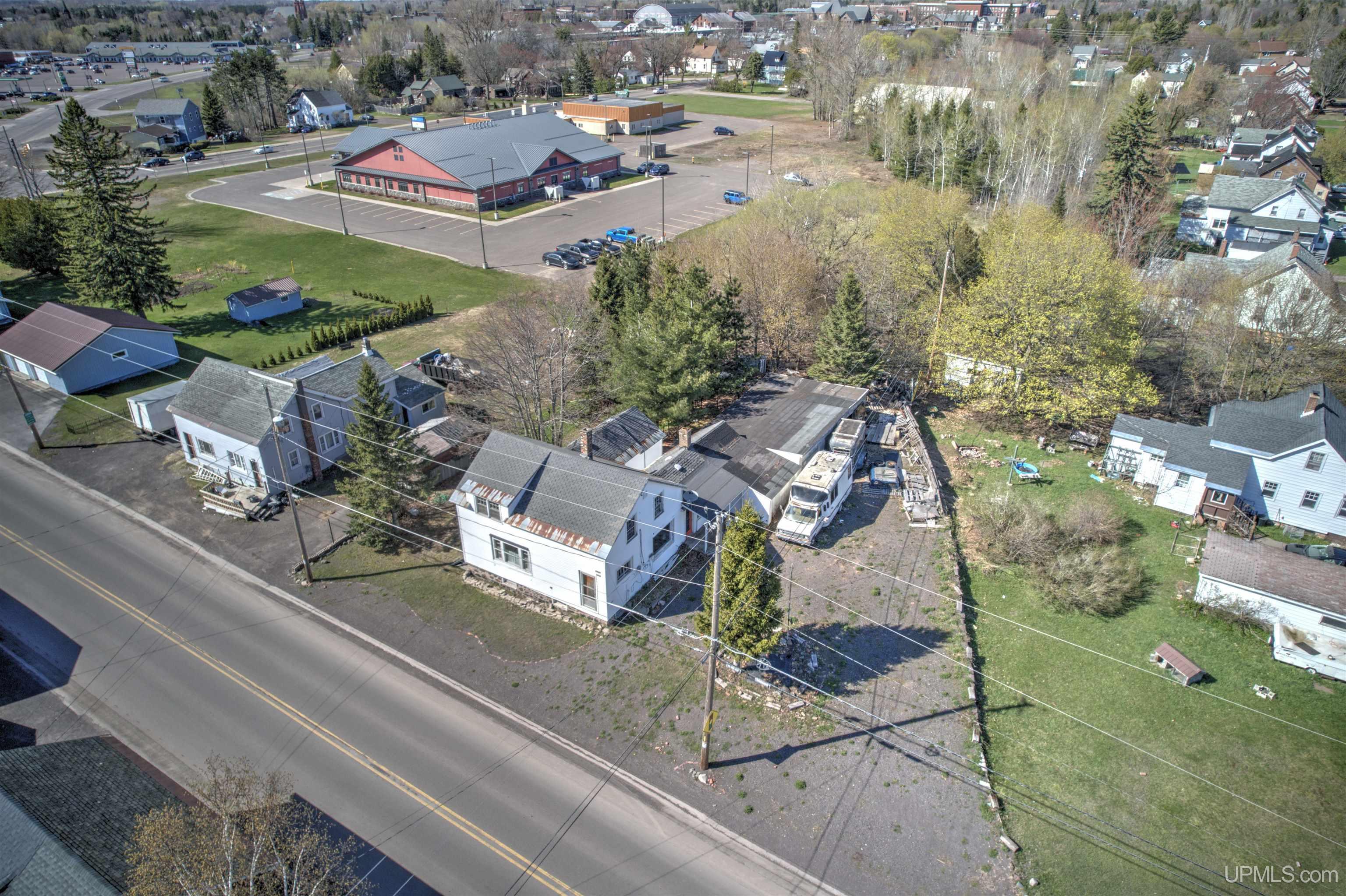 Homes for sale in Calumet, MI | 25828 Lake Linden Ave, Calumet, MI 49913 | MLS# 50210463