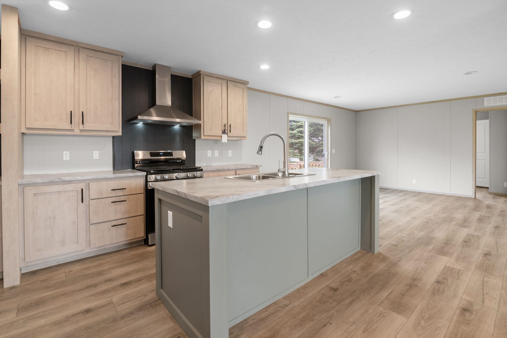 7197 Mapleview Circle photo 11