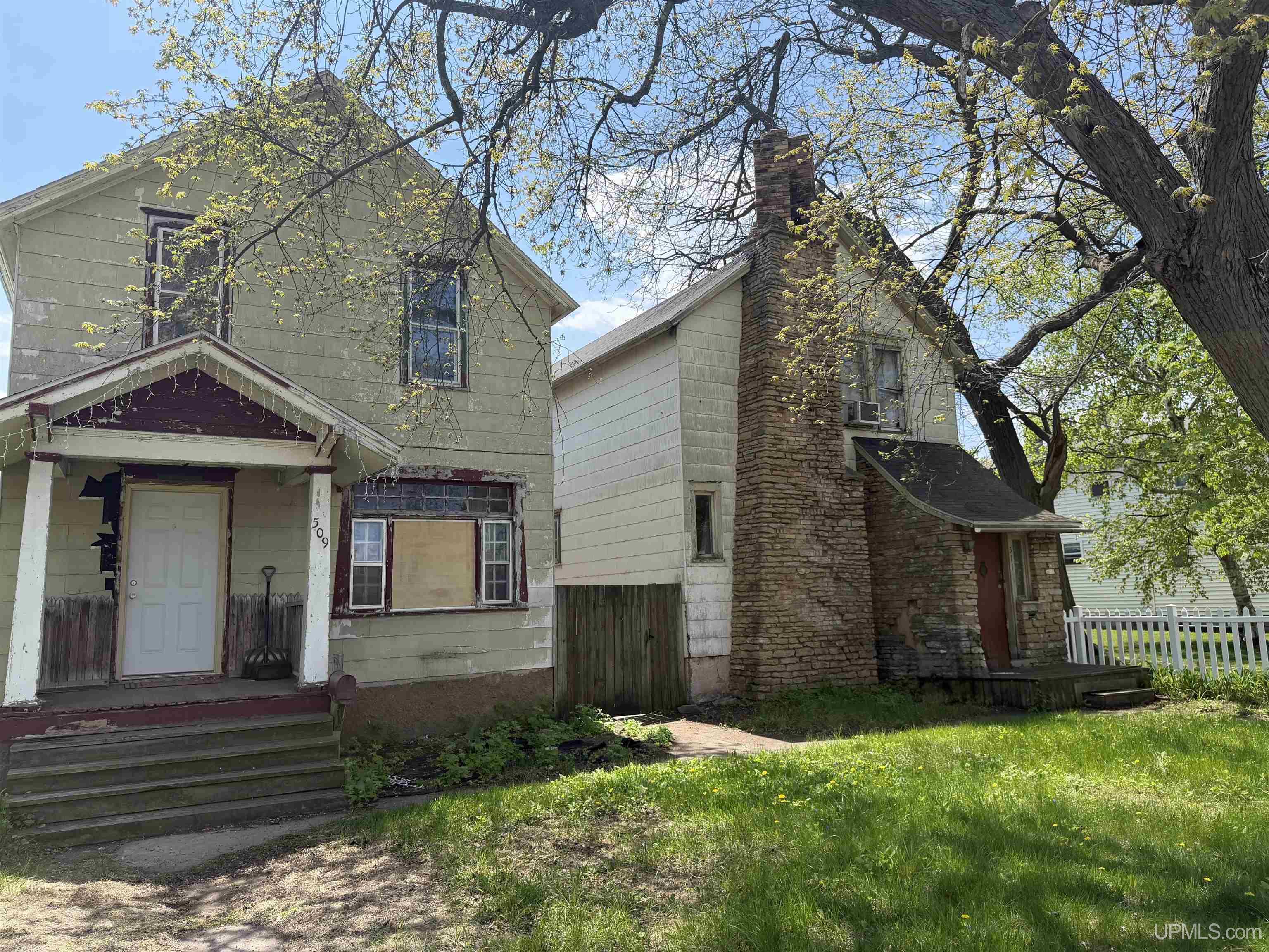 1st image of 509 S 1st Ave, Escanaba, MI 49829 | MLS# 50210540