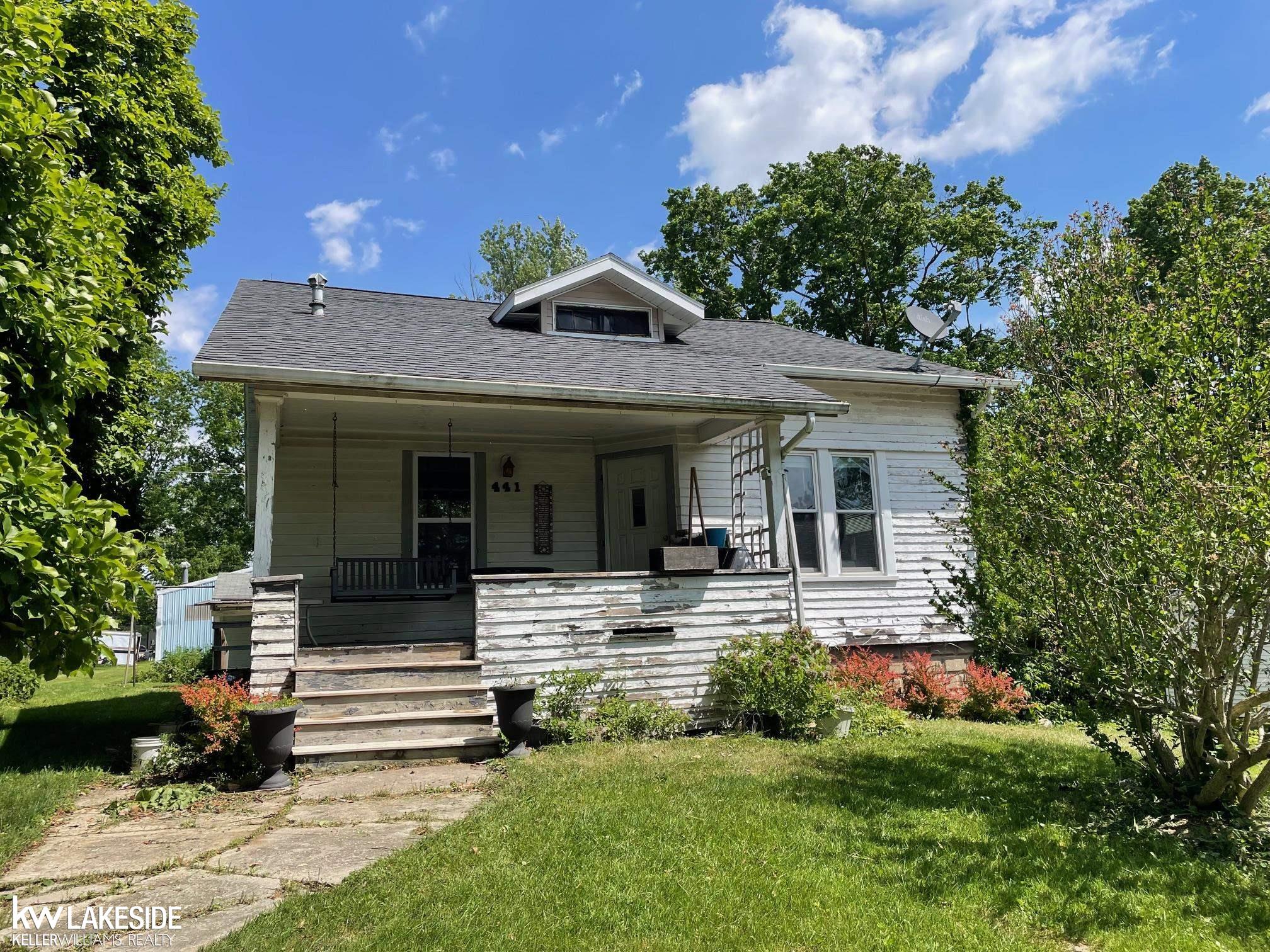 441 E Saint Clair Street photo 2