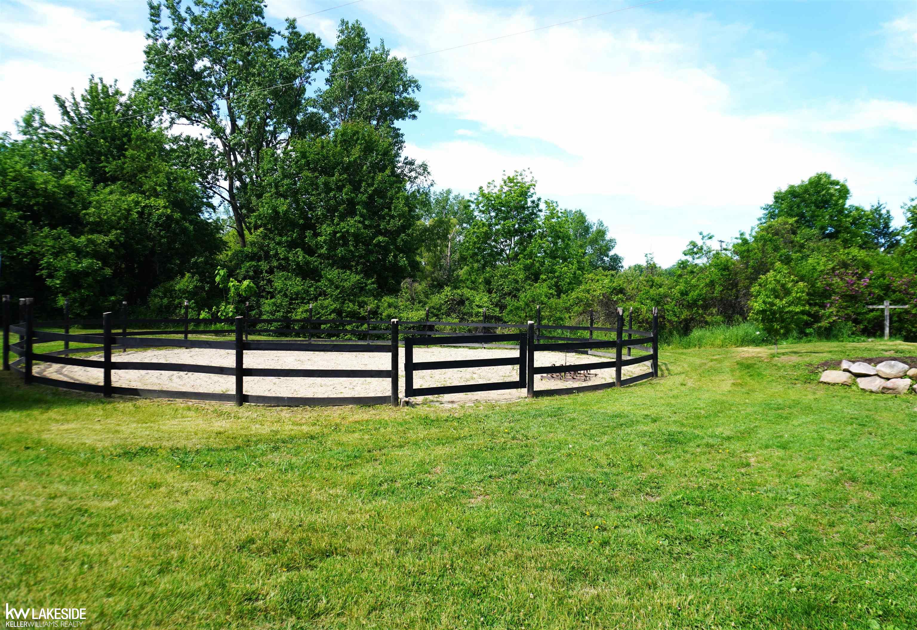 9956 Sharp Road photo 3