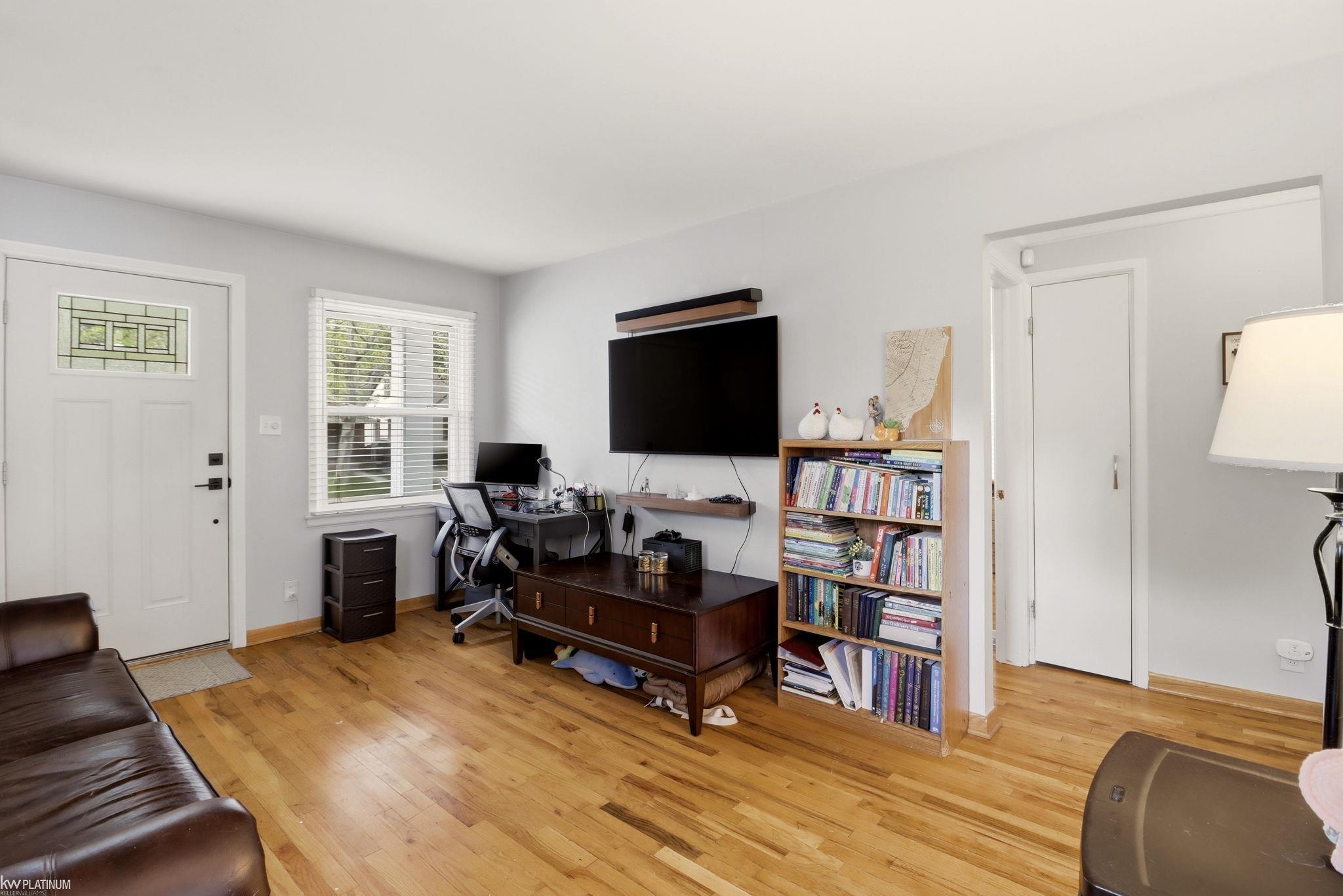 Homes for sale in Grosse Pointe Woods, MI | 2223 Ridgemont St, Grosse Pointe Woods, MI 48236 | MLS# 50210683