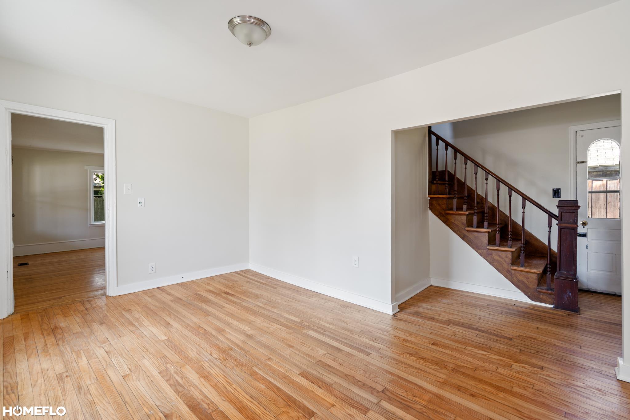 240 W 3rd Street photo 8