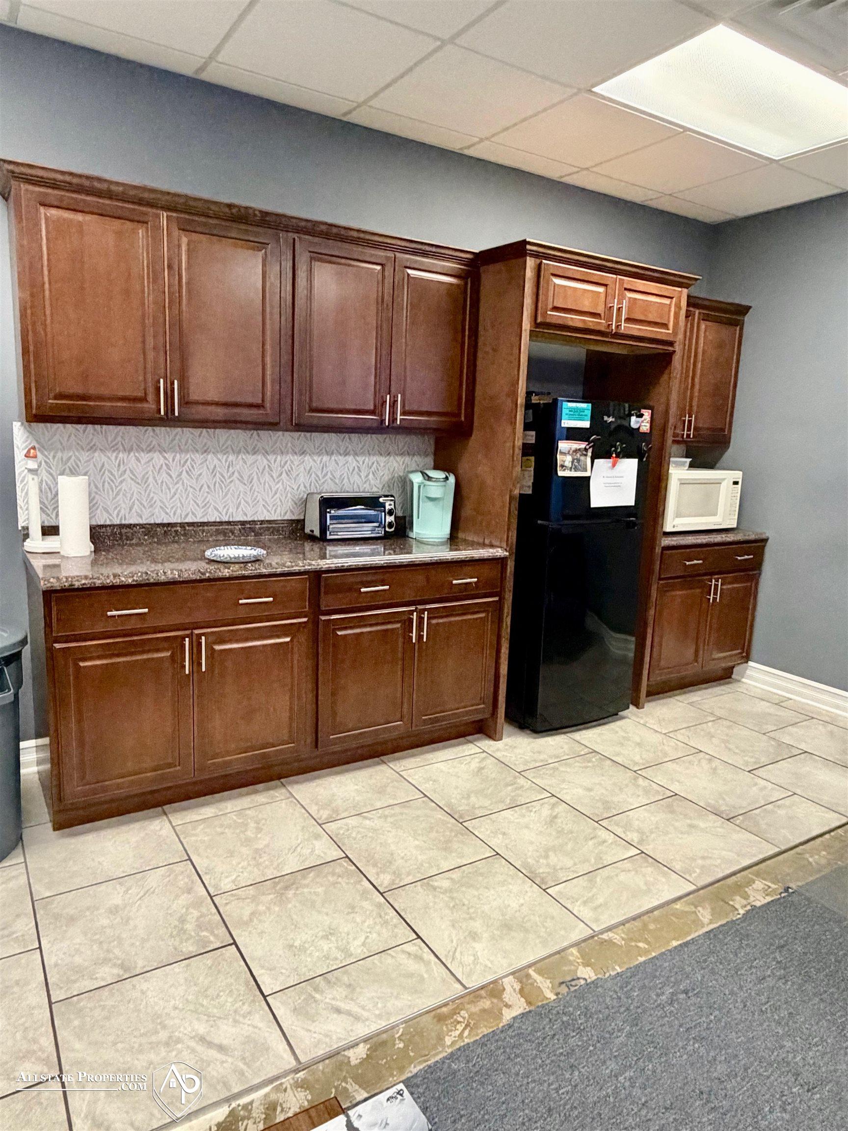 3592 Genesee Road photo 8