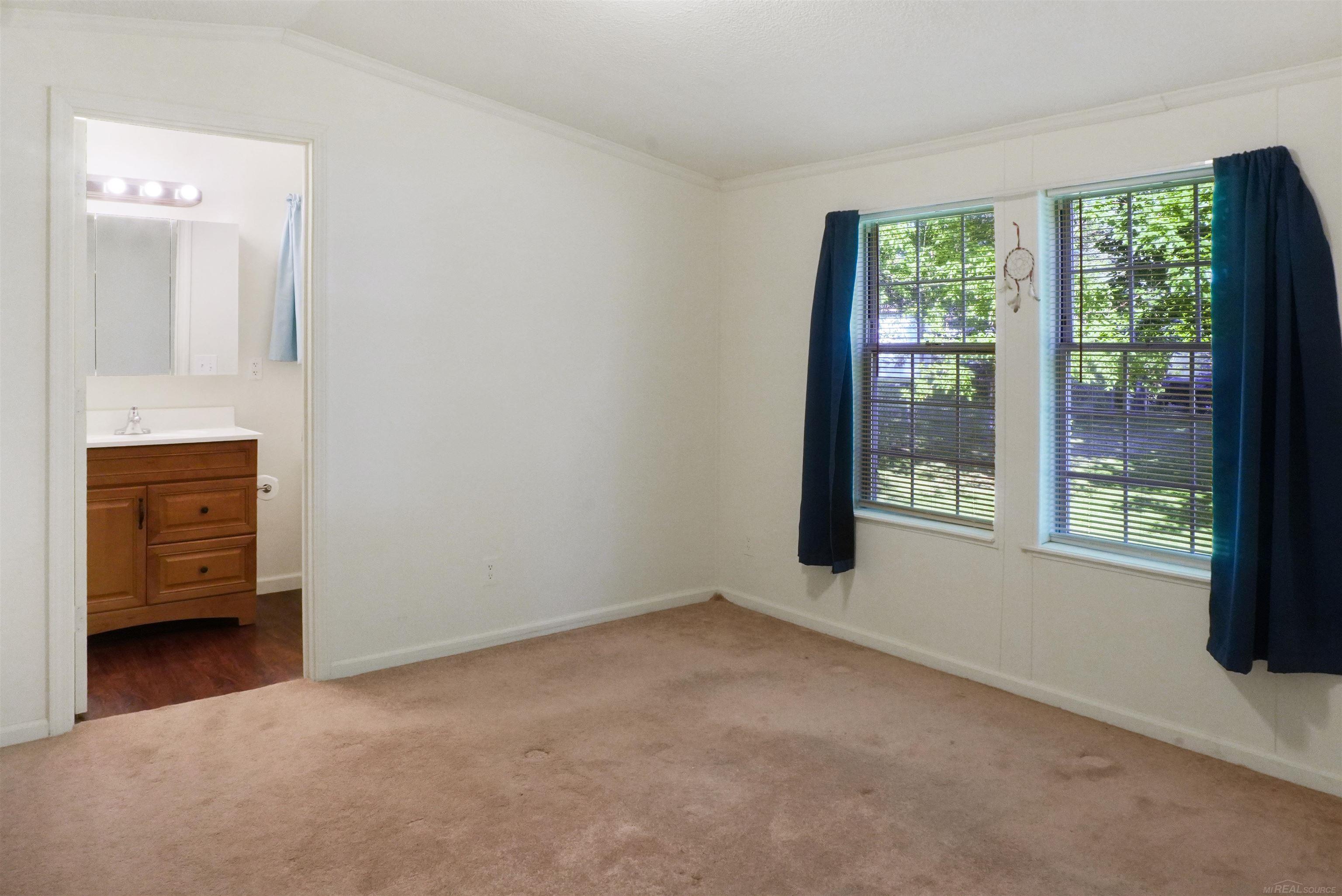 1832 Manchester Drive photo 11