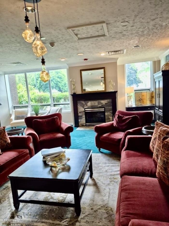 Photo 4 of Condo for sale at 20 Chestnut St, Wyandotte, MI 48192 | MLS# 58050211111 | Listing updated on 2026-09-18