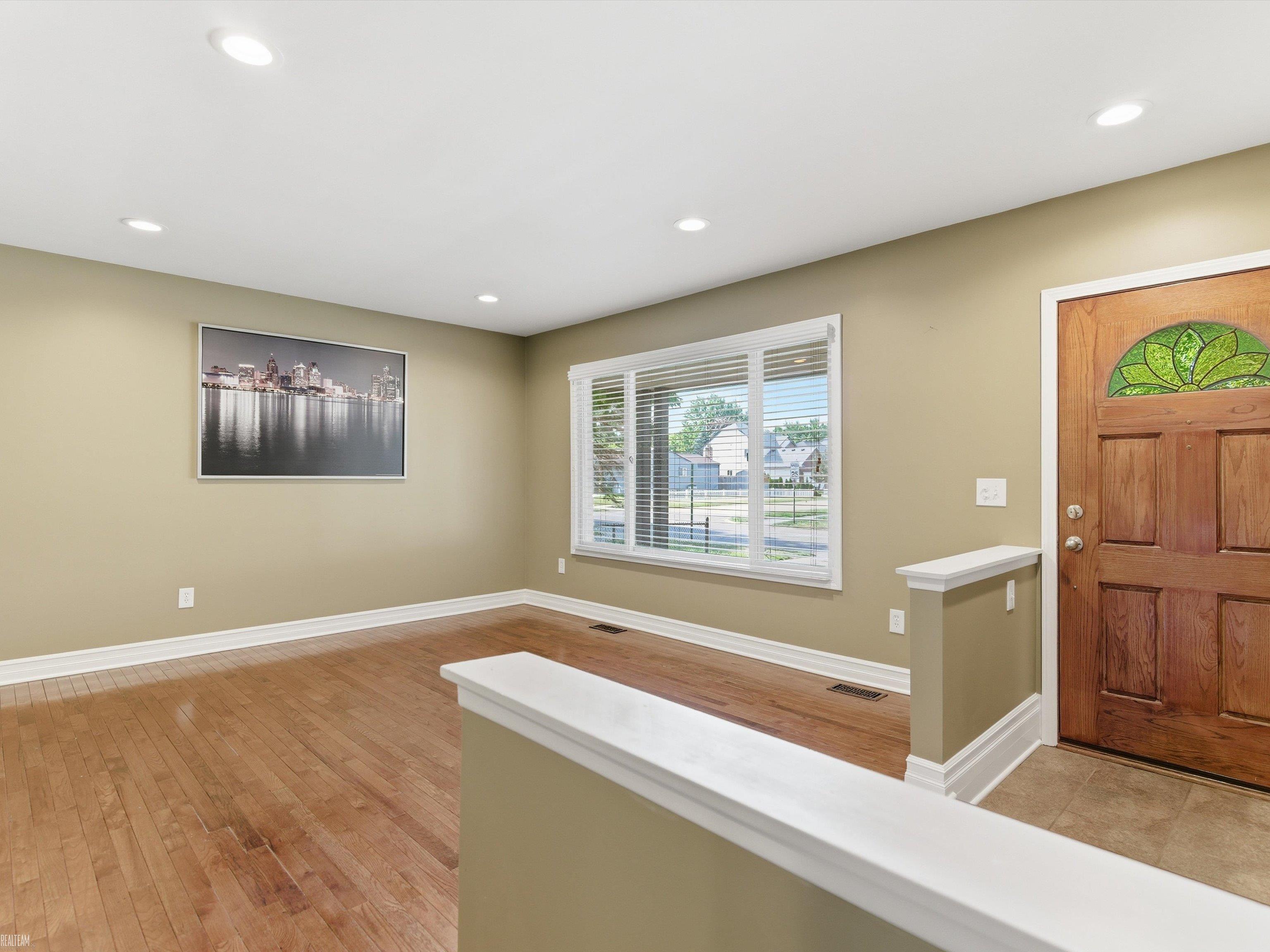 2497 Avalon DR