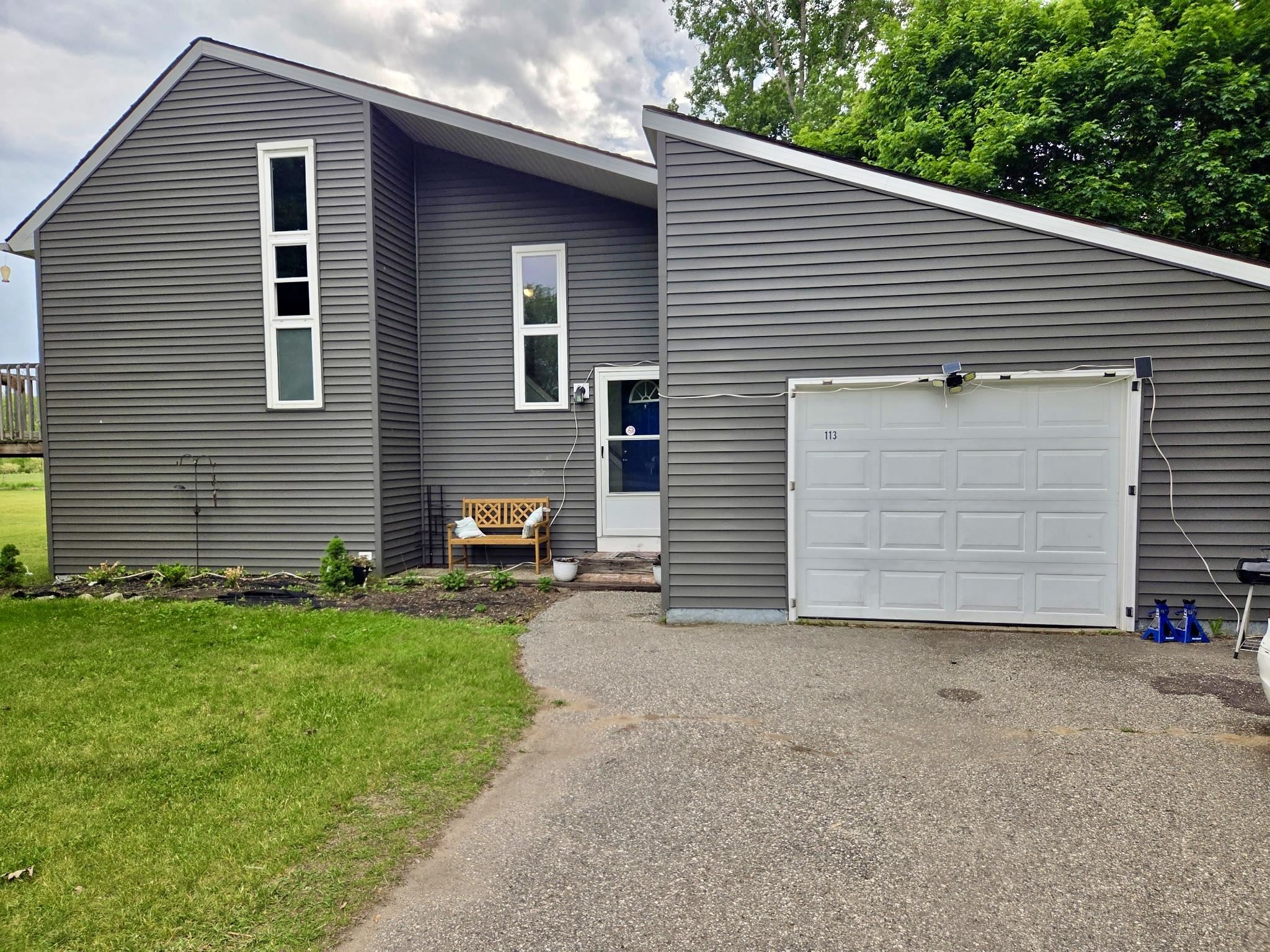 Photo 1 of Single family home for sale at 113 Four Sq Dr, Mount Pleasant, MI 48858 | MLS# 60050211221 | Listing updated on 2026-09-15