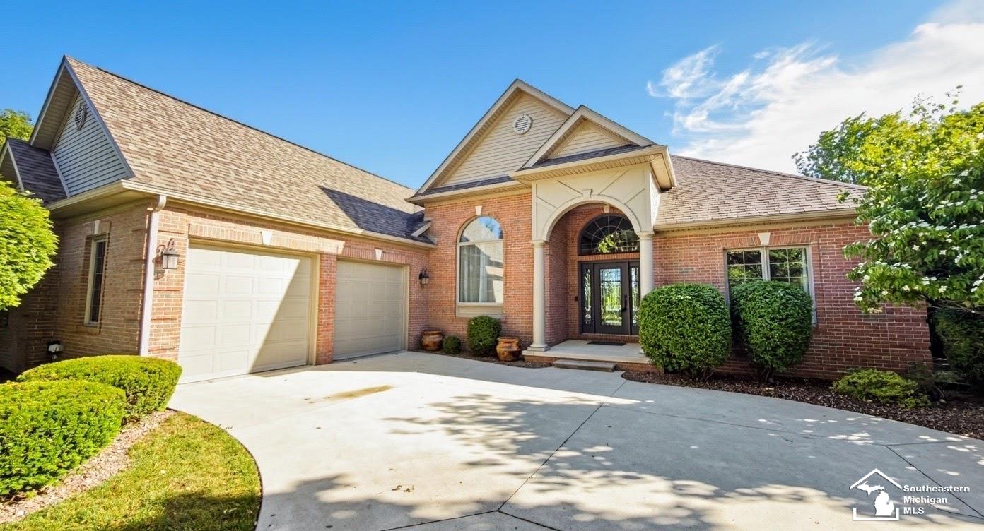 1st image of 1009 Regents Park Dr, Monroe, MI 48161 | MLS# 50211284