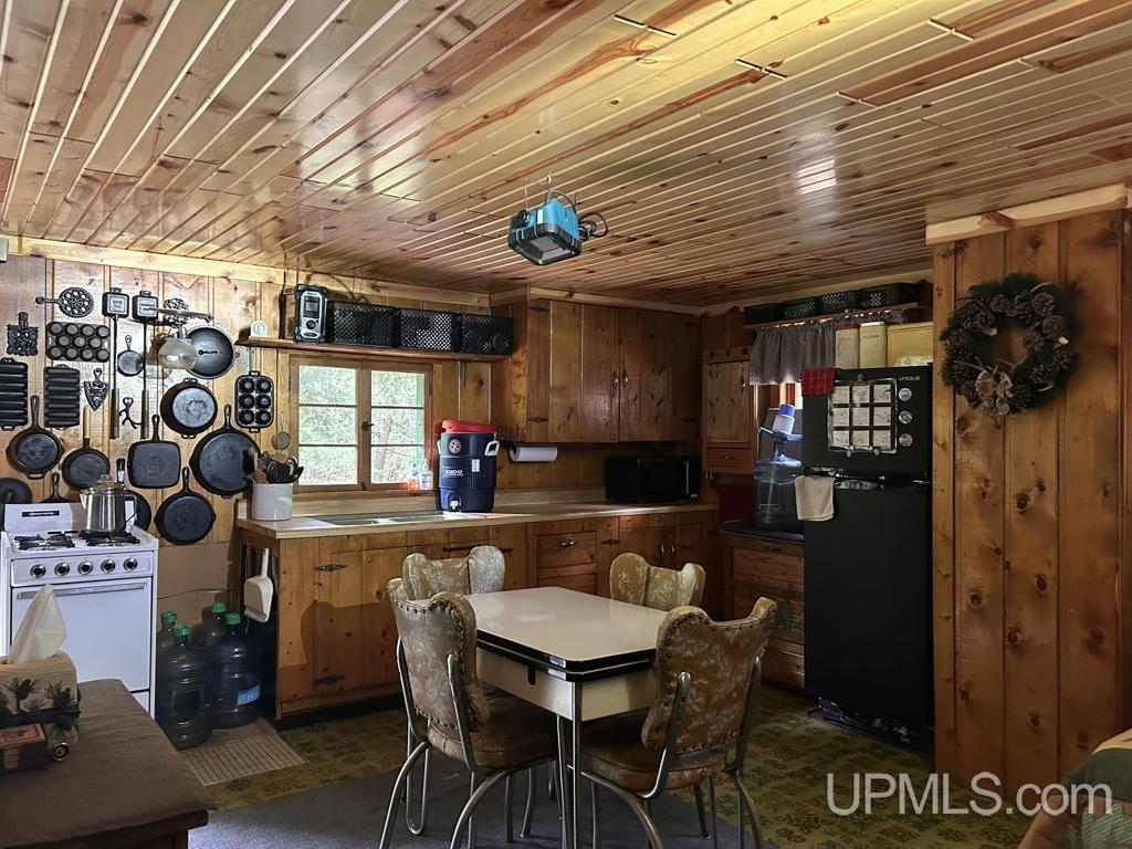MLS 50211319 Large photo number 3 