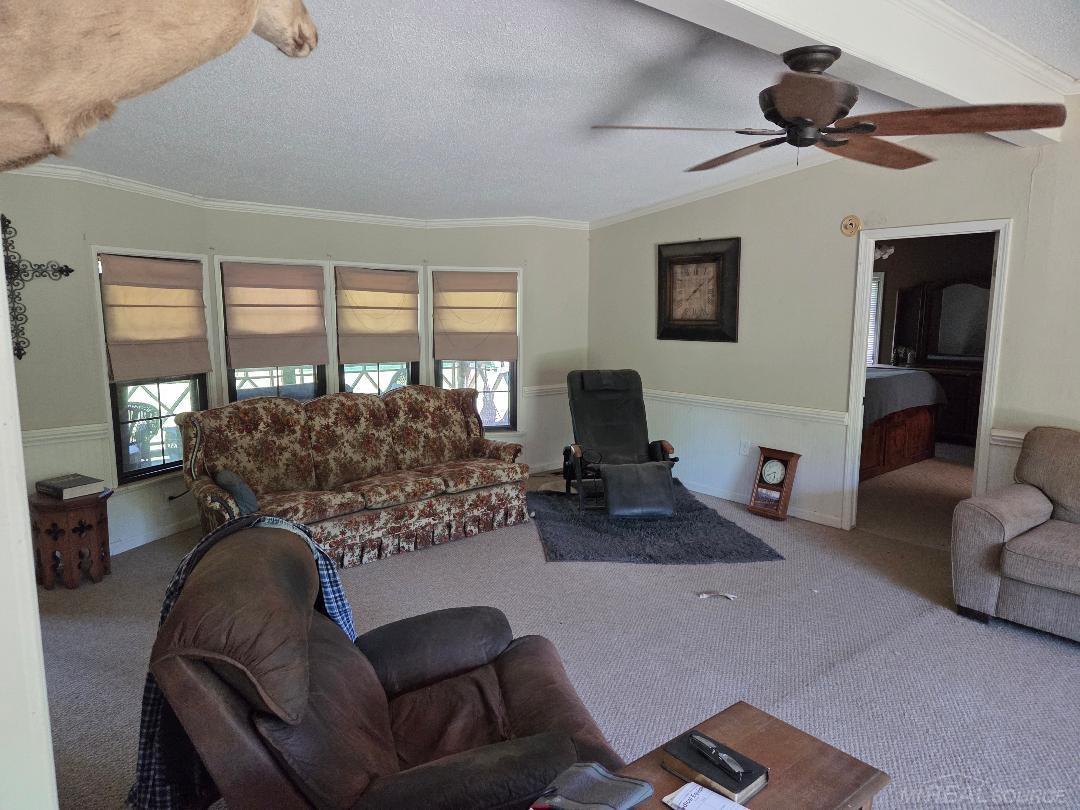 2960 Oakview Street photo 9