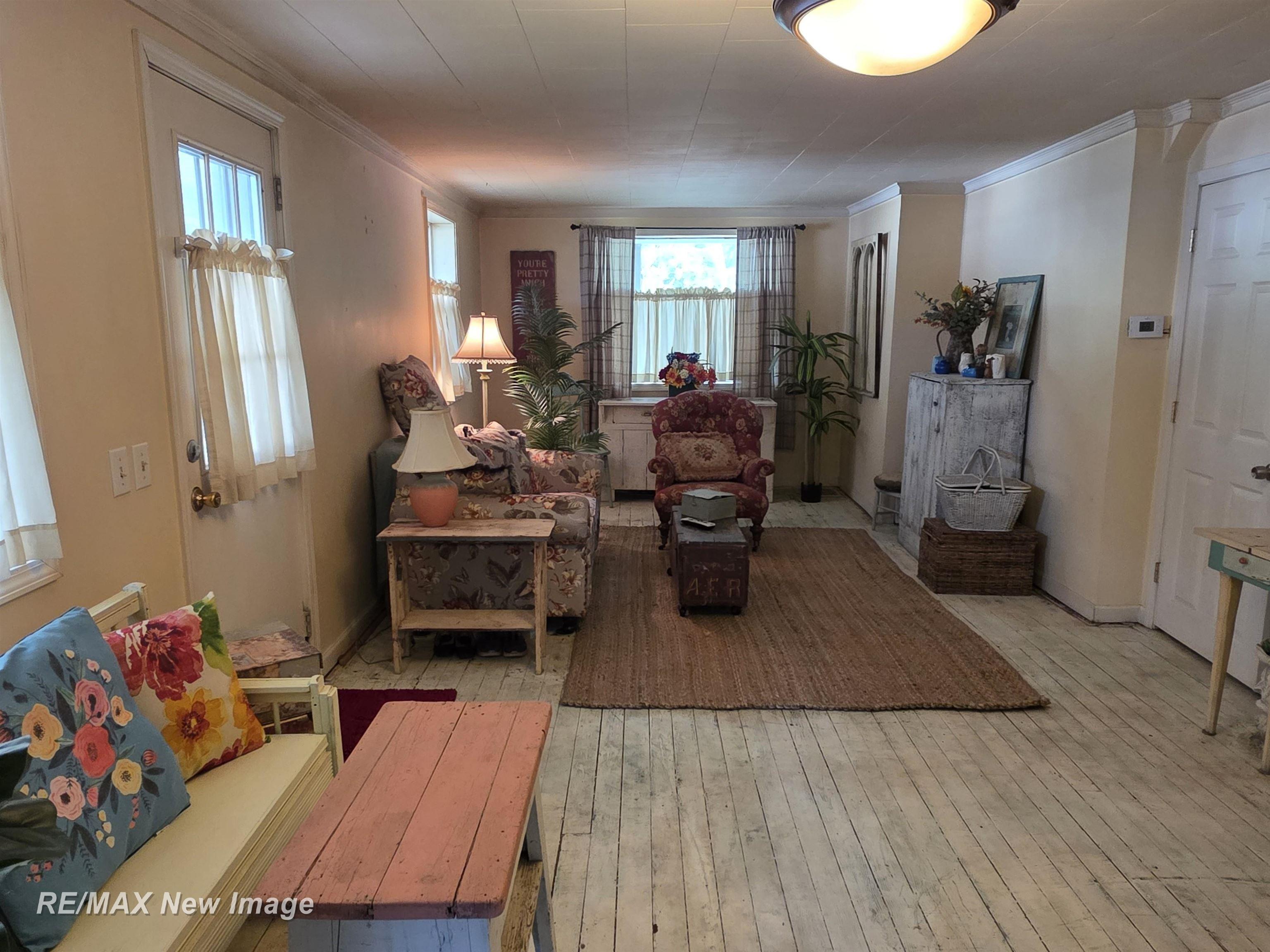 Listing Photo 4 - Condo for sale in building located at 218 Lincoln St, Chesaning, MI 48616