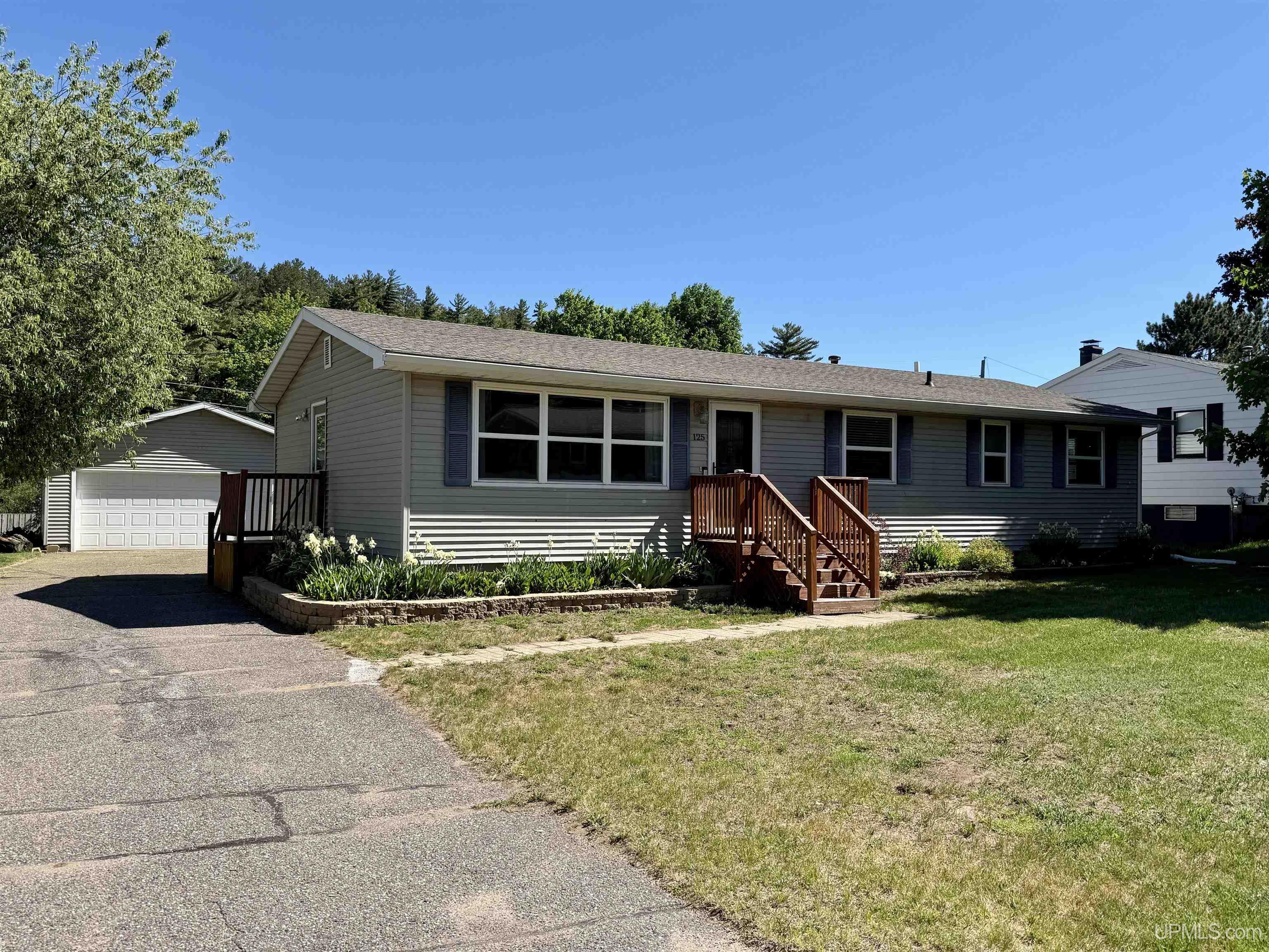 125 Woodland Drive, Negaunee MI 49866, 50211535
