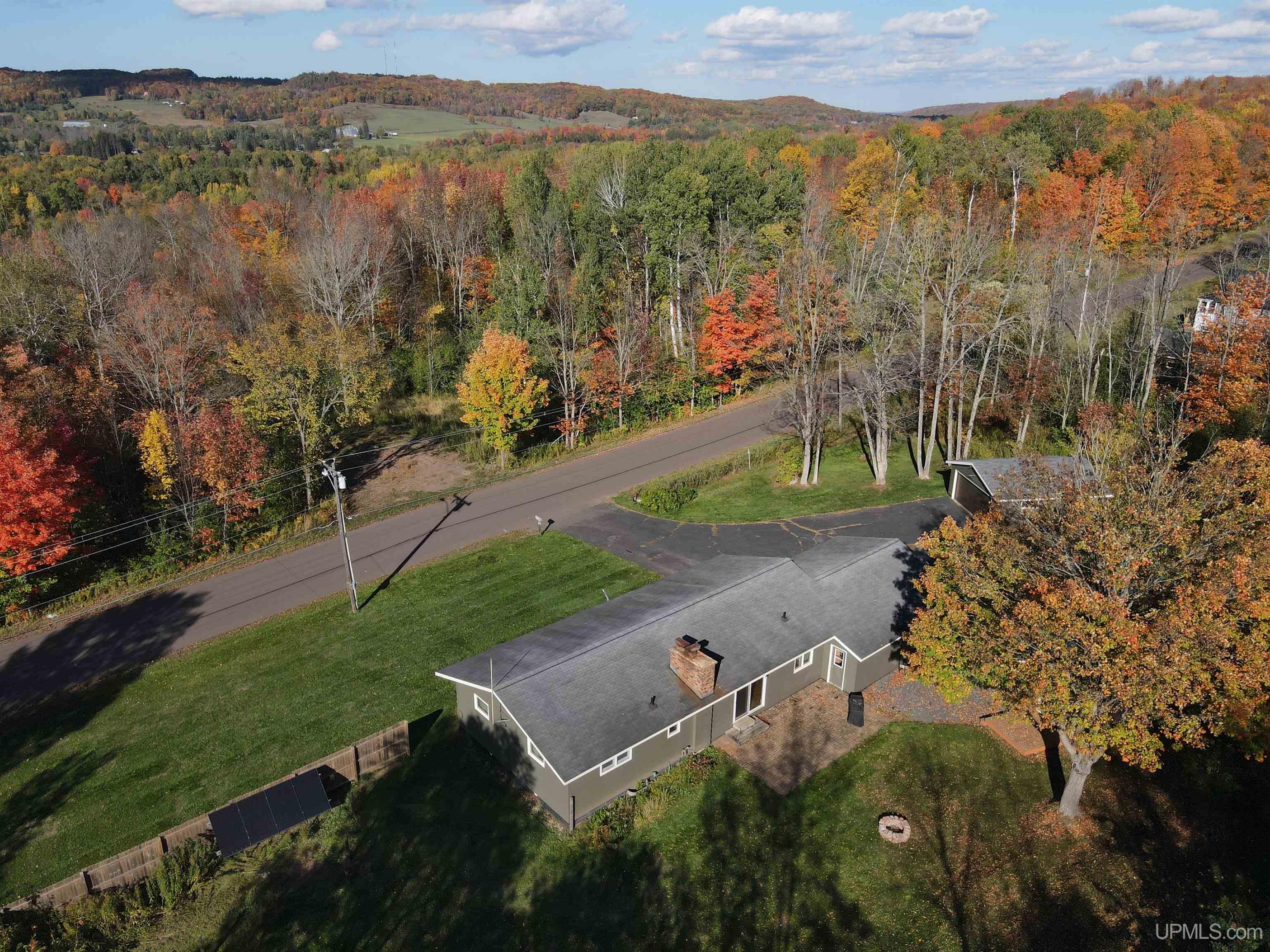 Photo 2 of Single family home for sale at 1001 Tilden Rd, Bessemer, MI 49911 | MLS# 50211588 | Listing updated on 2026-10-02