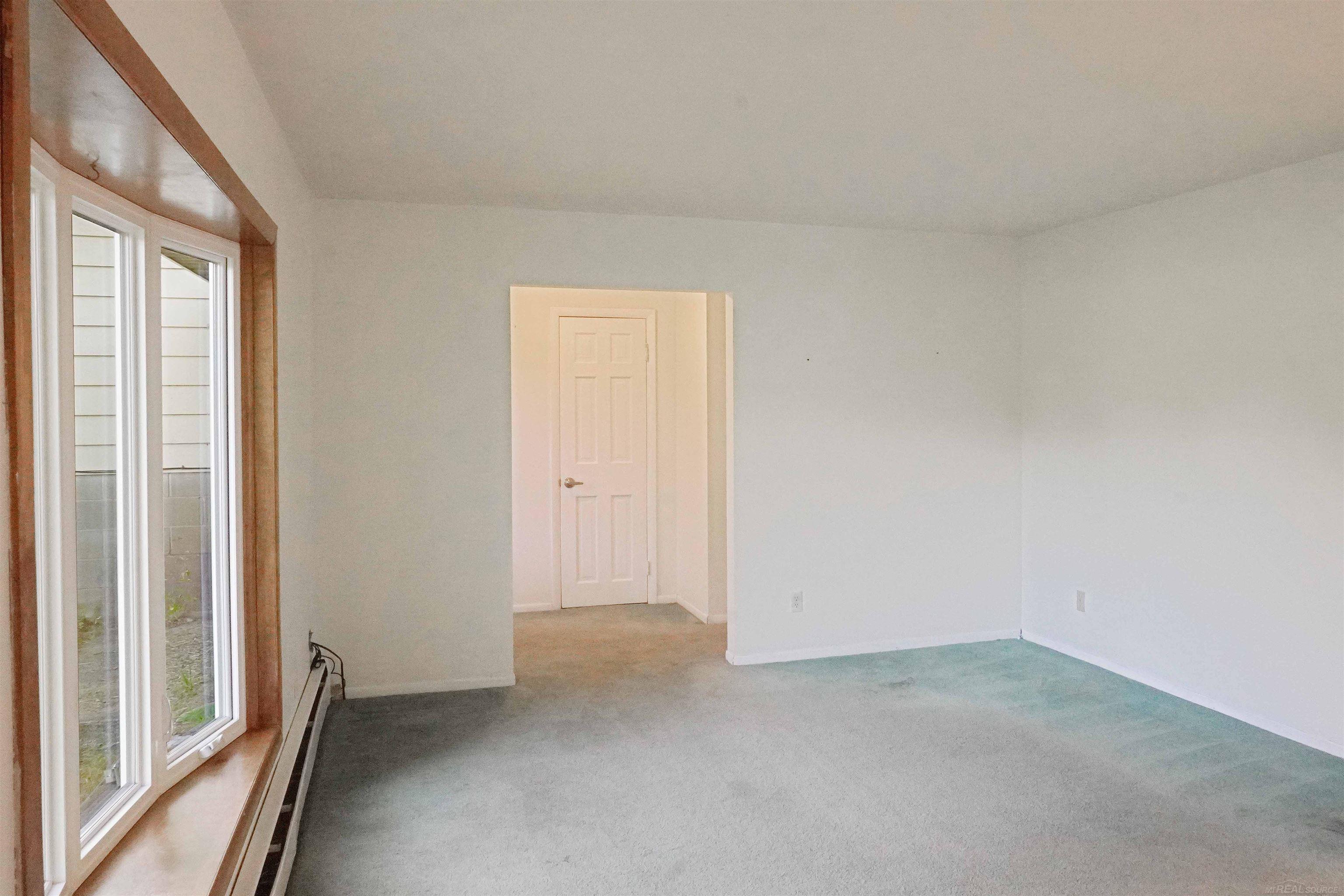 1385 N Blacks Corners Road photo 7