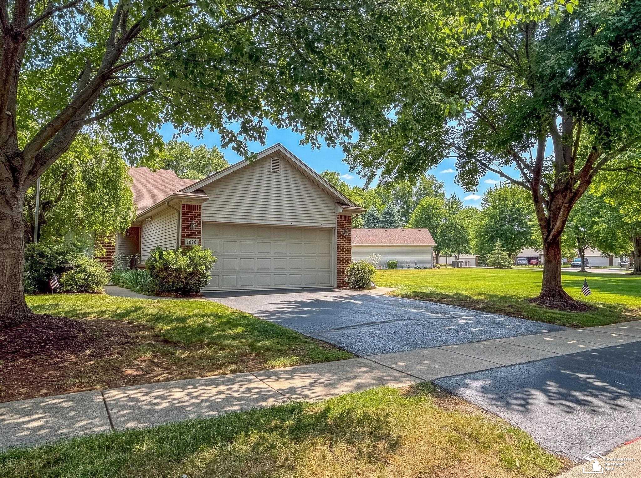 Photo 1 of Condo for sale at 1626 Spruce Ct, Temperance, MI 48182 | MLS# 57050211819 | Listing updated on 2026-10-04