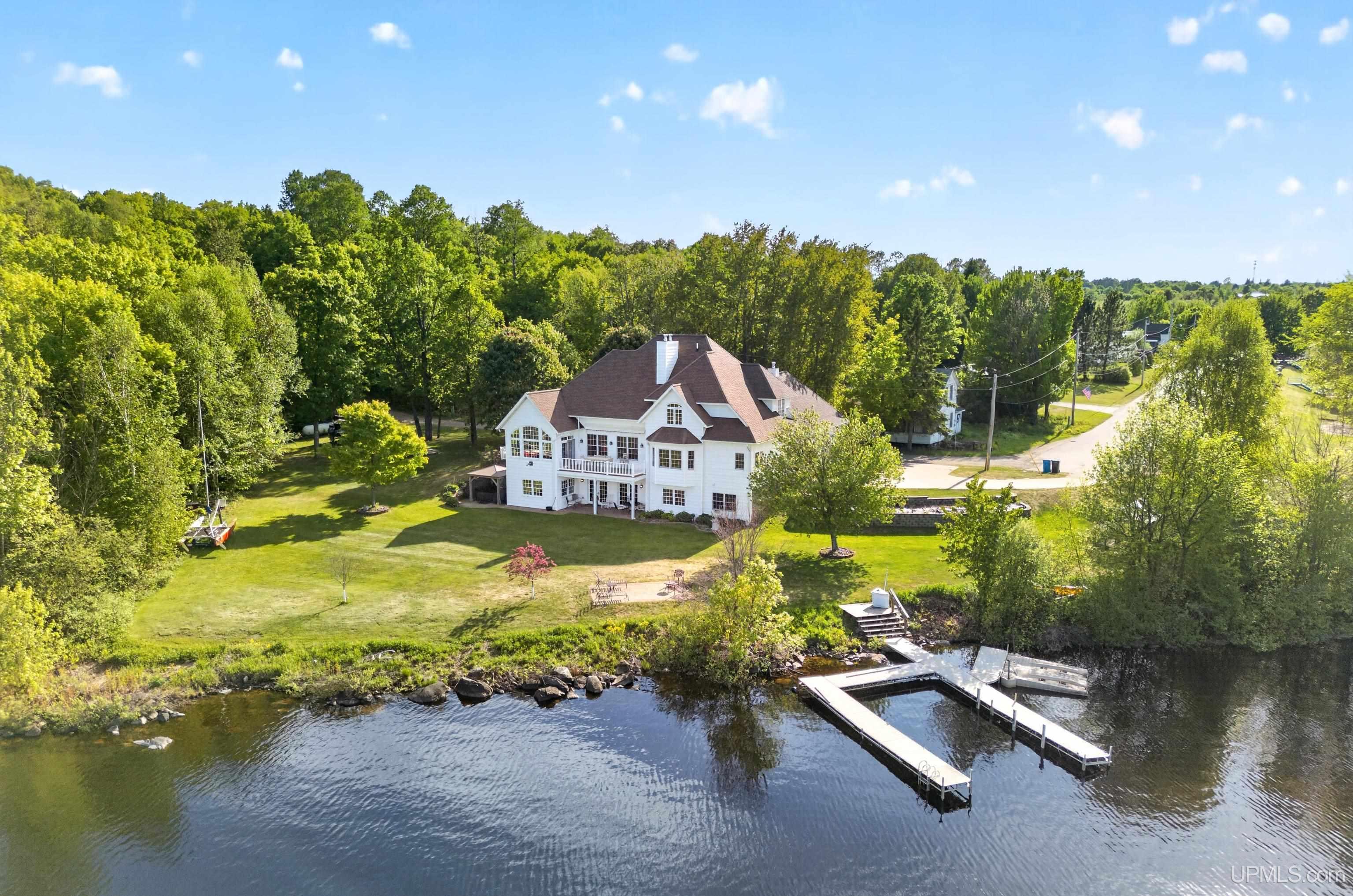 279 Black Road, Michigamme MI 49861, 50211911