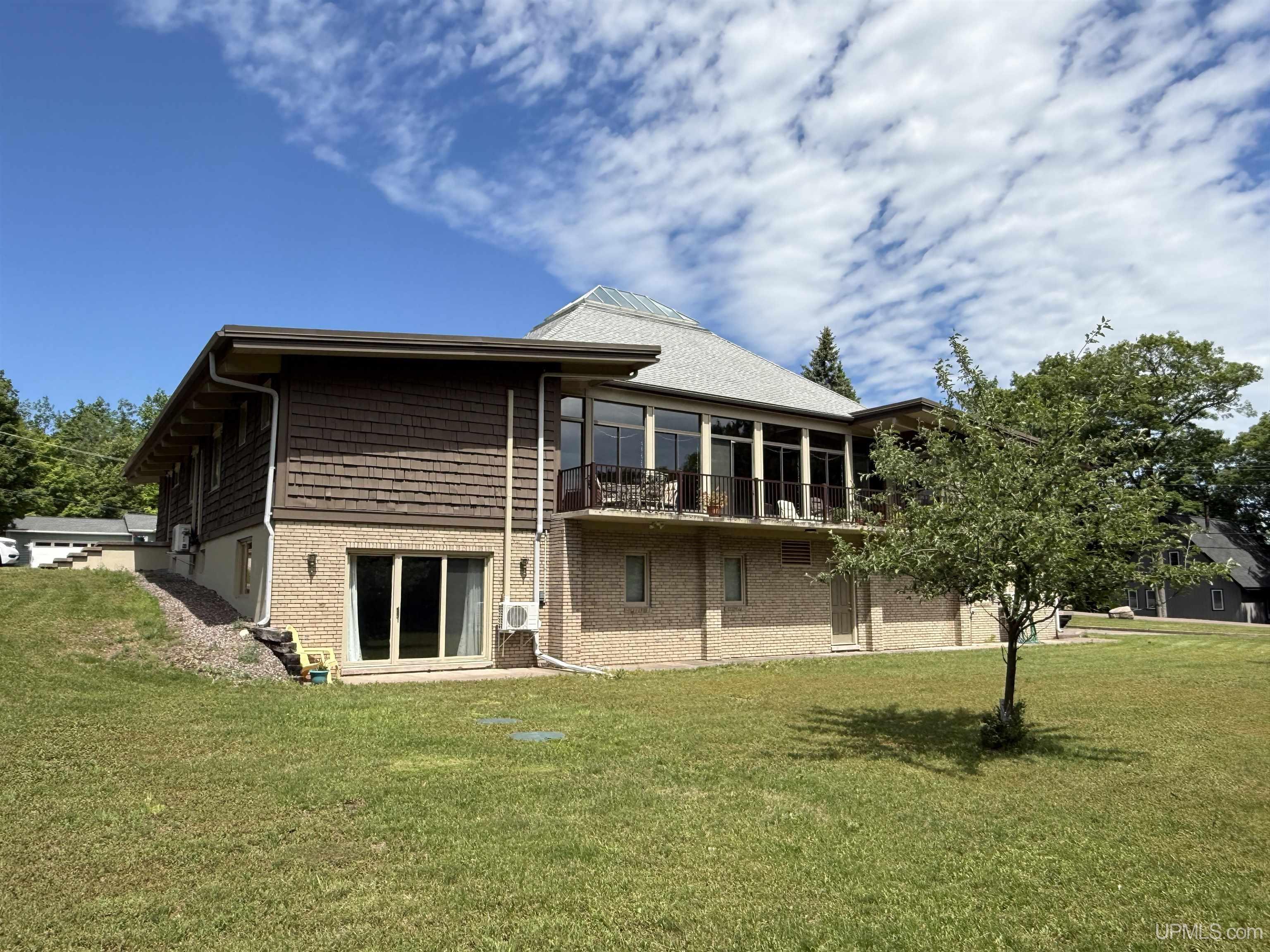 Photo 3 of Single family home for sale at 22125 Ridge Rd, Houghton, MI 49931 | MLS# 50211976 | Listing updated on 2026-09-28