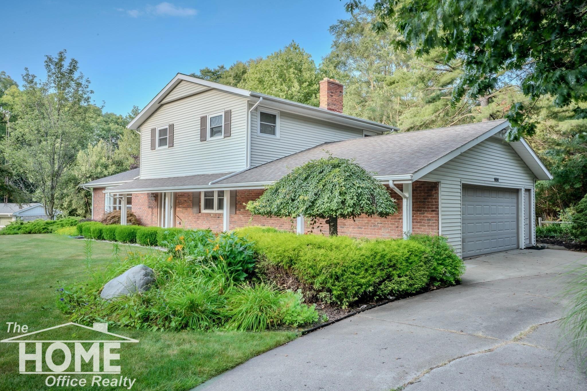Photo 1 of Single Family Residence at 650 Riverbend Dr, Owosso, MI 48867 | MLS# 50212006 |  | Sold on 2026-08-11