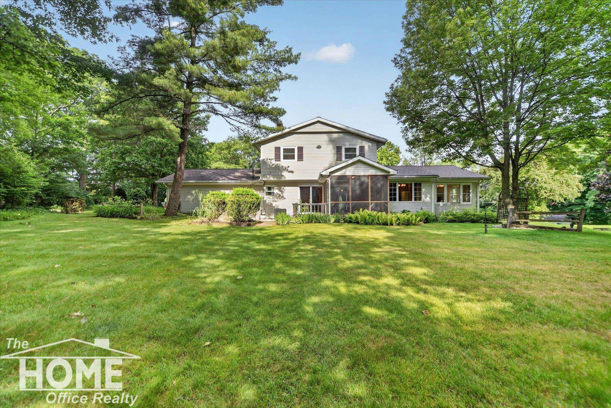 Photo 3 of Single Family Residence at 650 Riverbend Dr, Owosso, MI 48867 | MLS# 50212006 |  | Sold on 2026-08-11