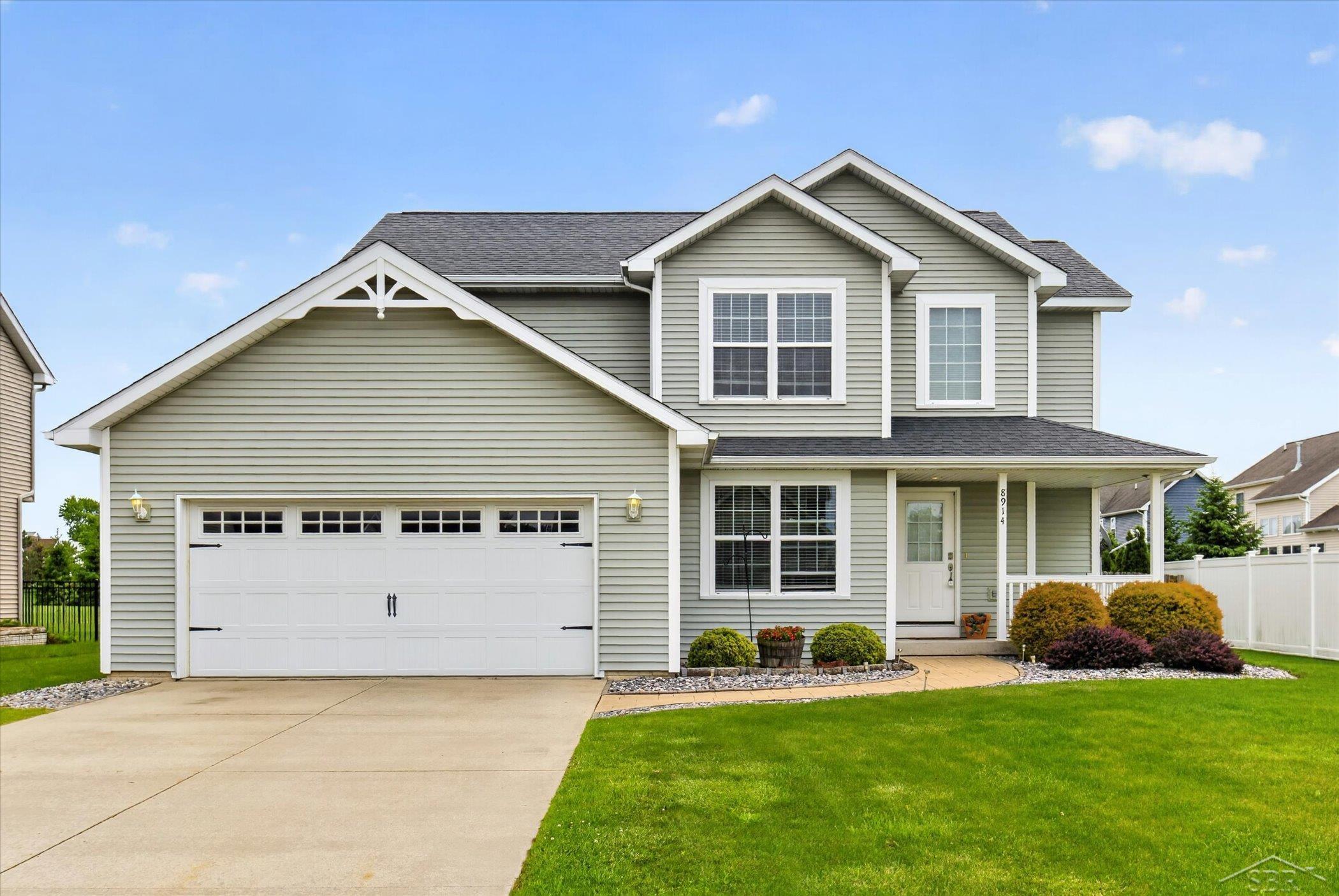 1st image of 8914 Cottonwood Dr, Freeland, MI 48623 | MLS# 61050212070