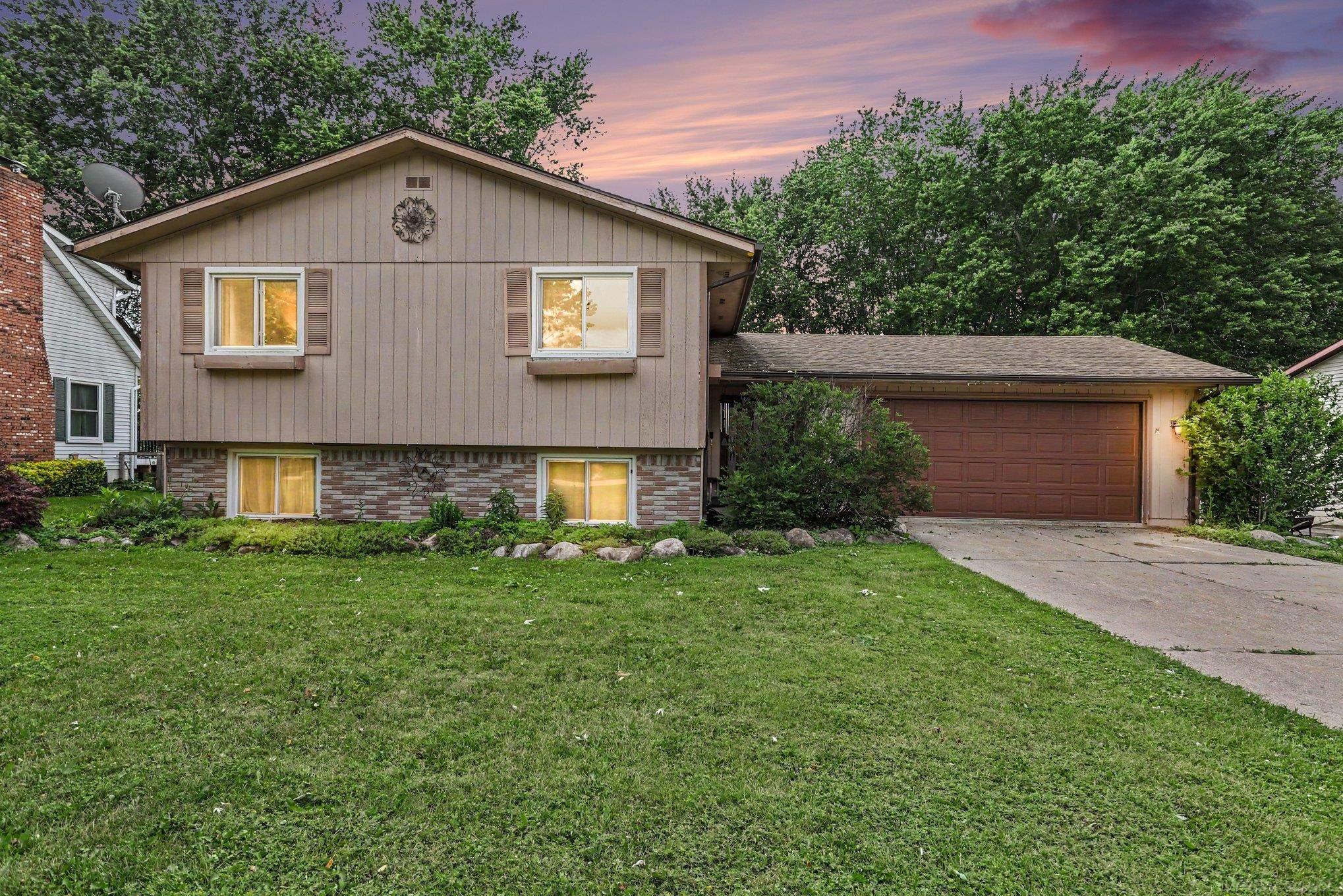 302 Westwinds Drive