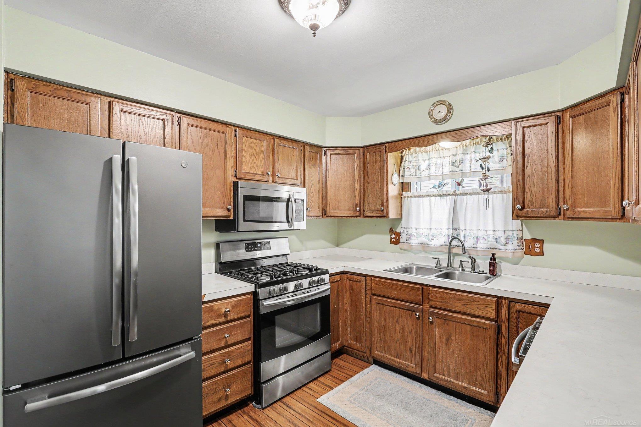 302 Westwinds Drive photo 11