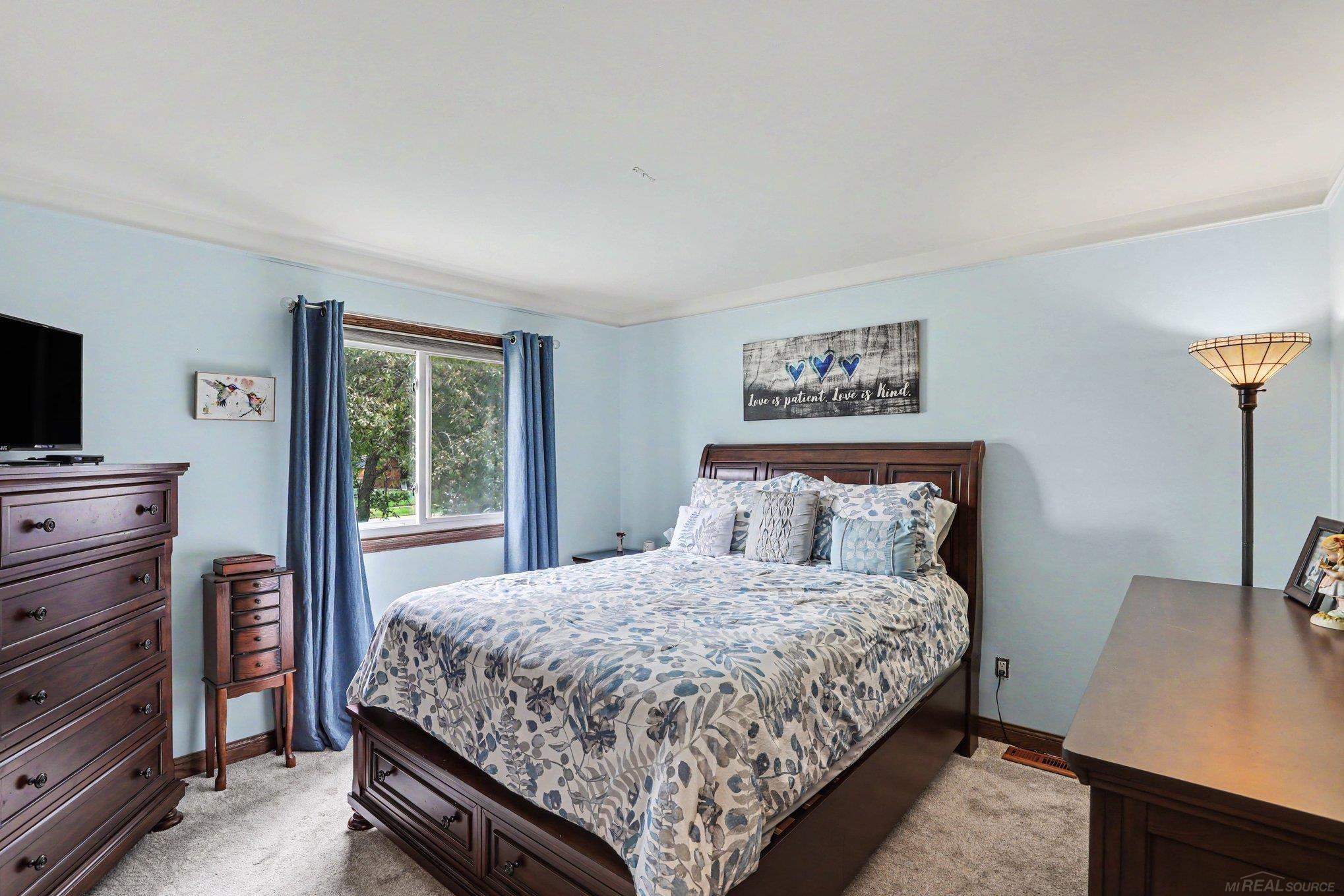302 Westwinds Drive photo 13
