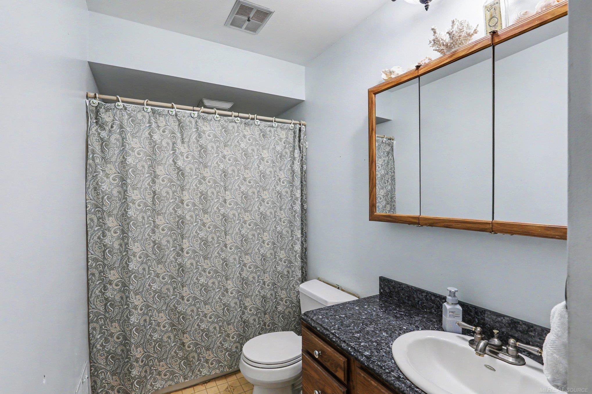 302 Westwinds Drive photo 16