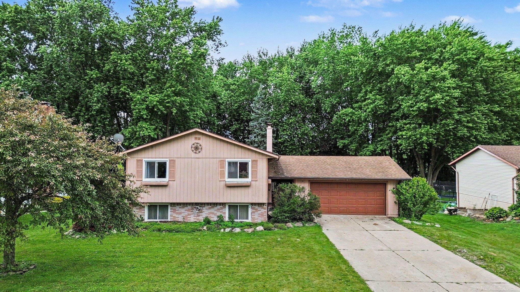 302 Westwinds Drive photo 5
