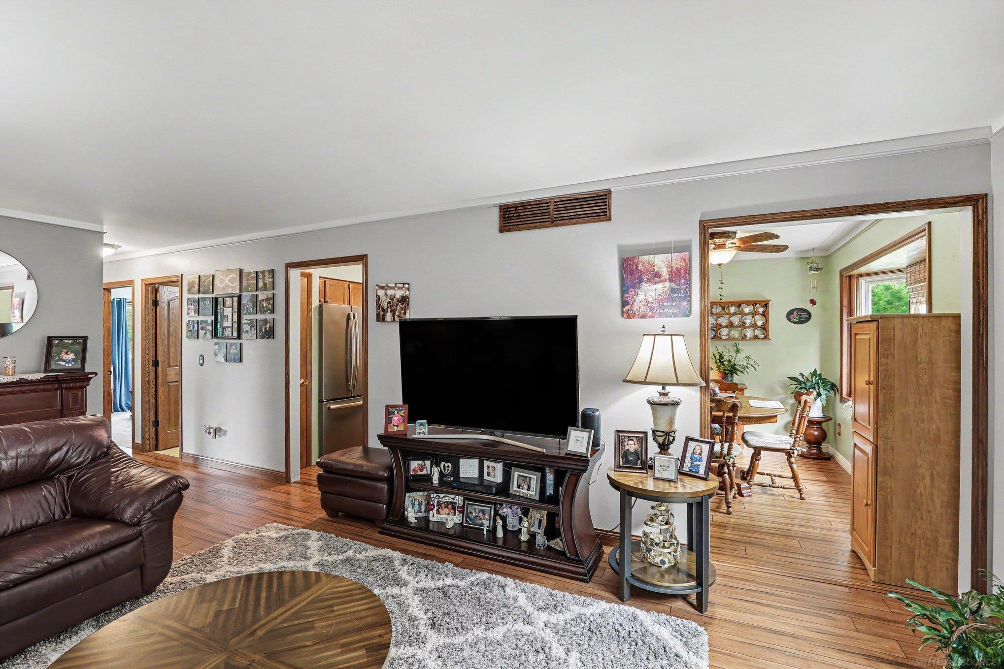 302 Westwinds Drive photo 8