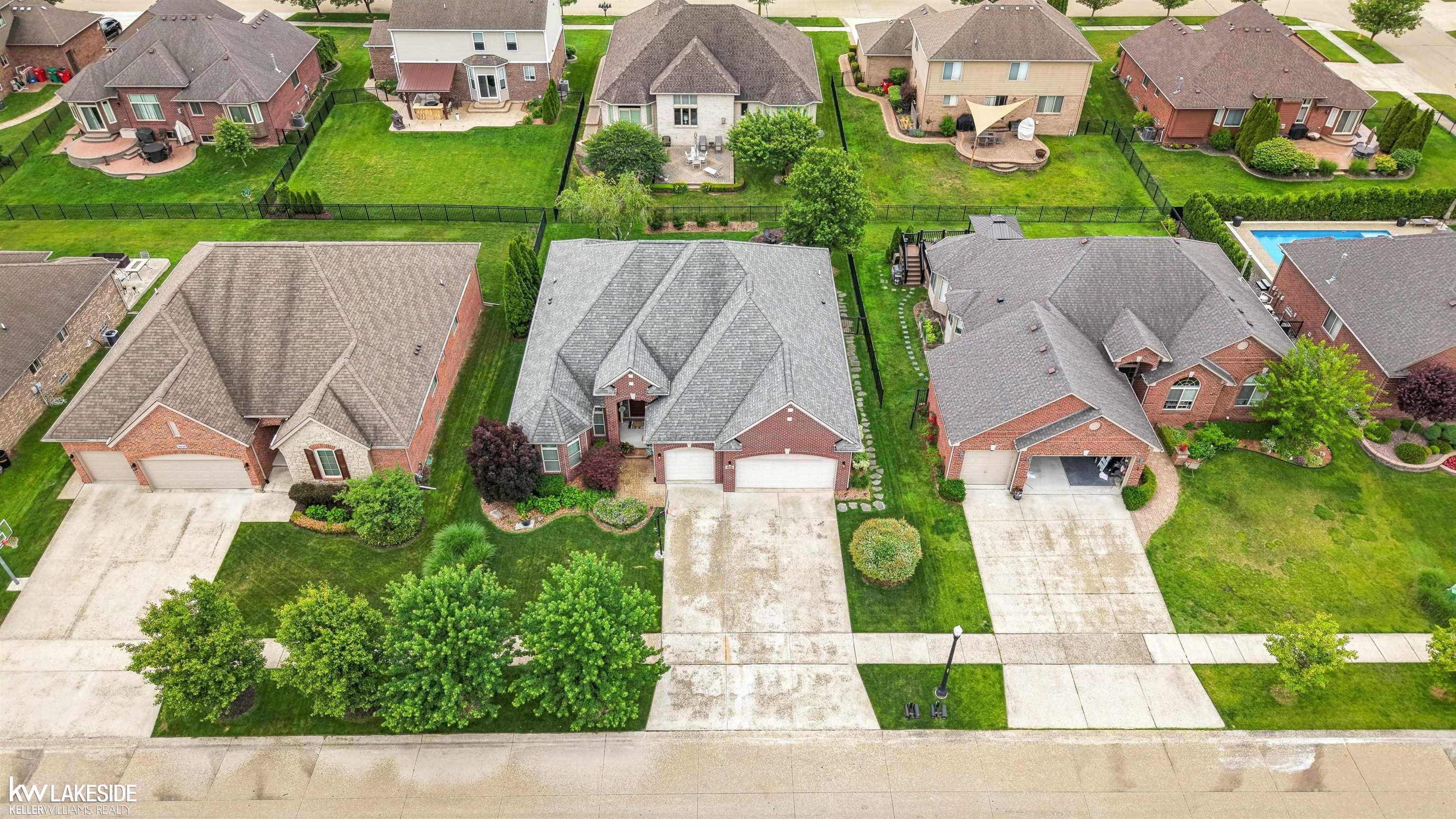 Photo 3 of Single family home for sale at 18202 Tiger Dr, Macomb, MI 48042 | MLS# 58050212114 | Listing updated on 2026-10-01