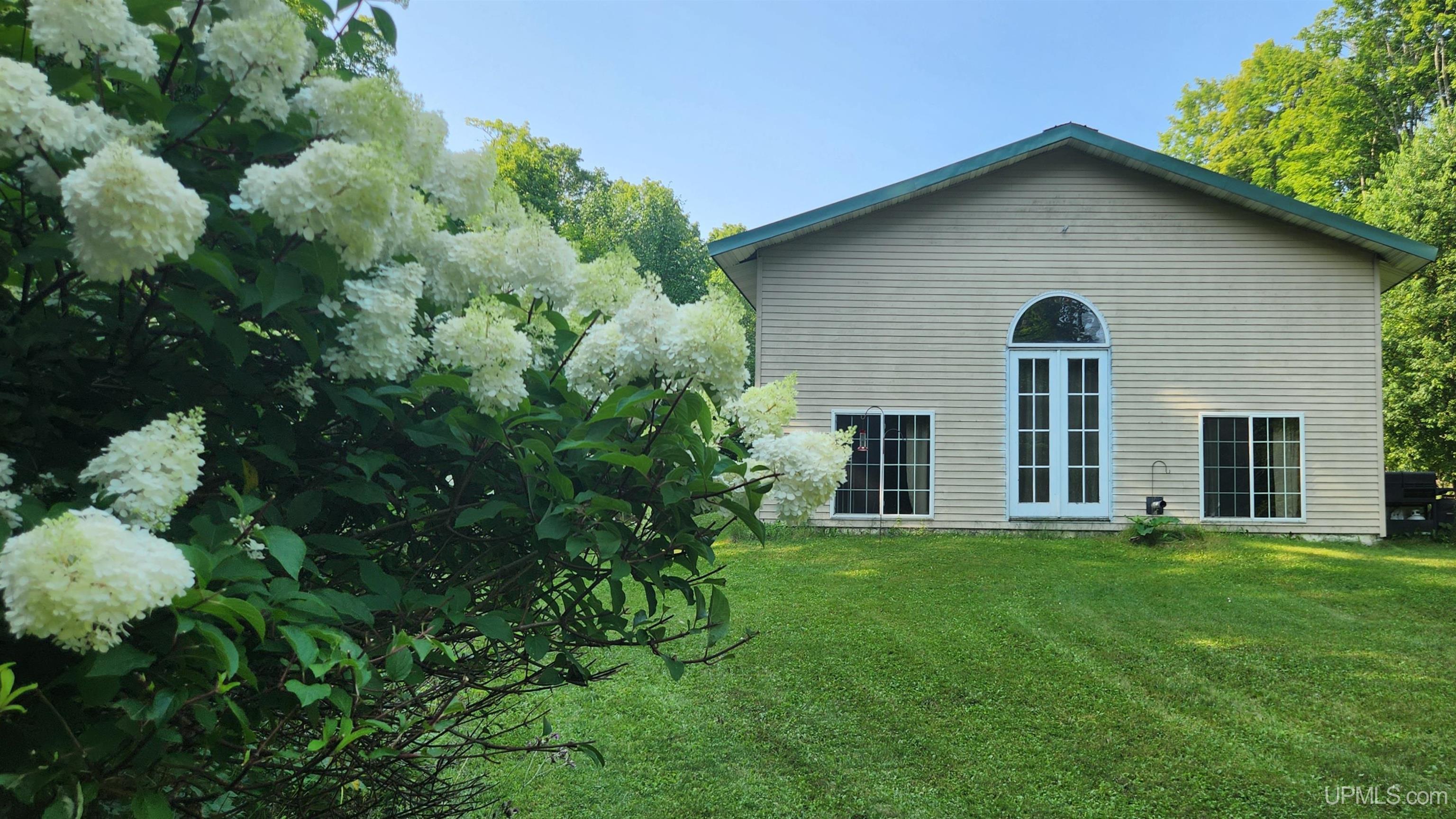 4th image of W17769 S Curtis Rd Rd, Curtis, MI 49820 | MLS# 50212140