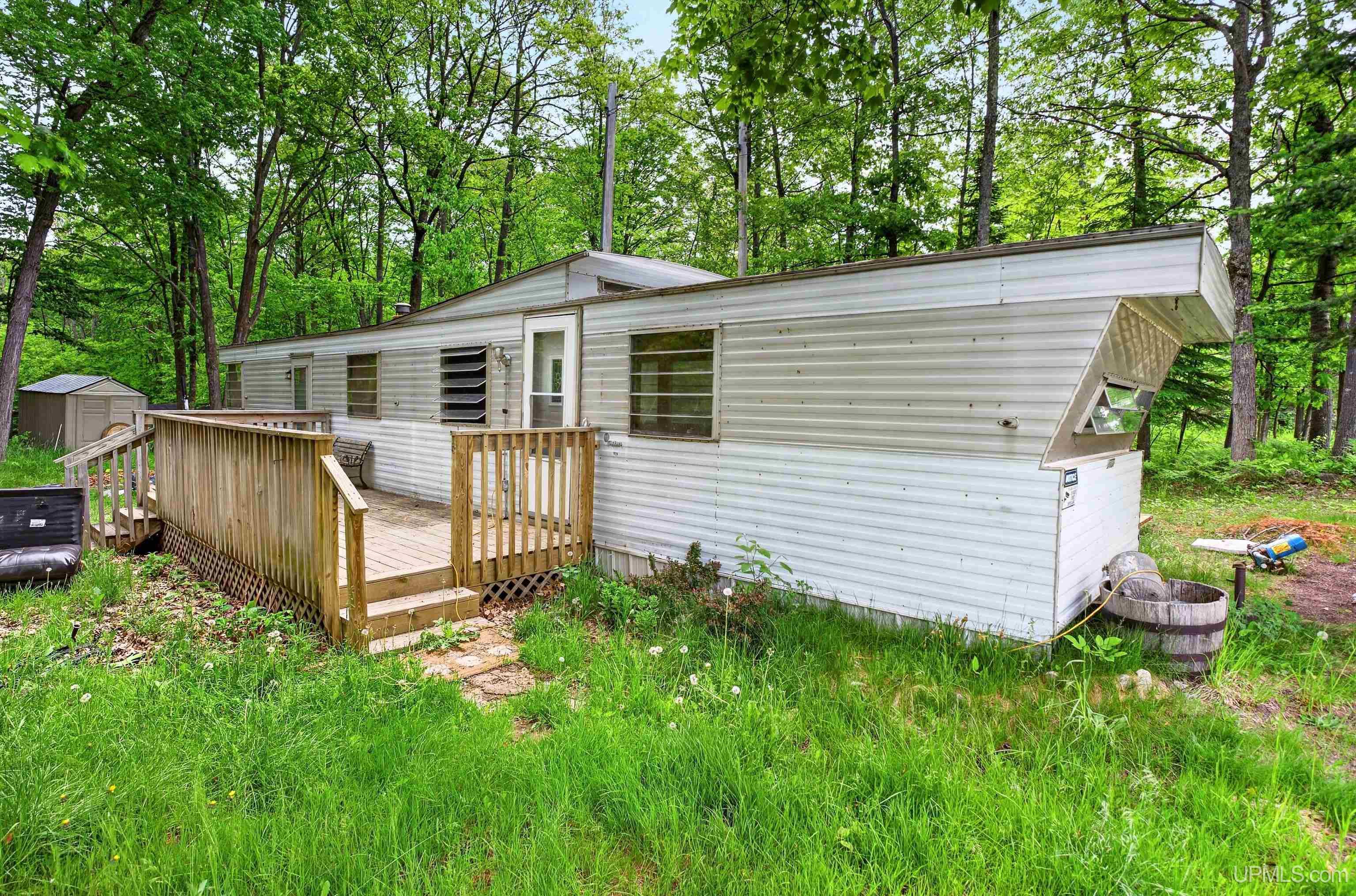 5672 County Road 550 Road, Marquette MI 49855, 50212171