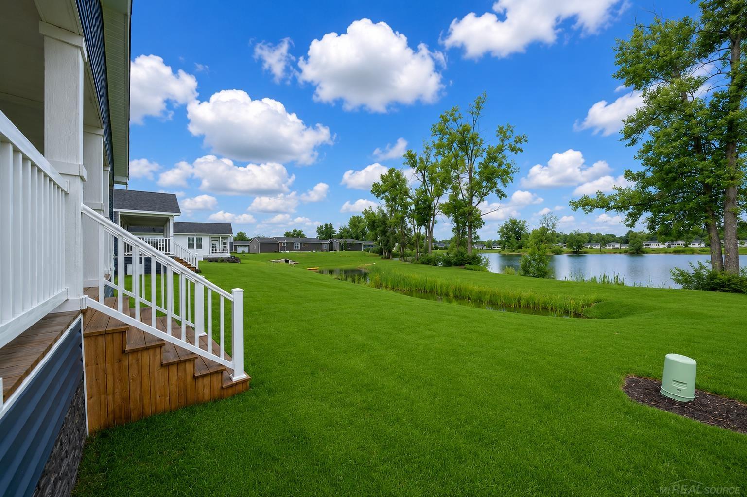 180 Riviera Drive photo 4