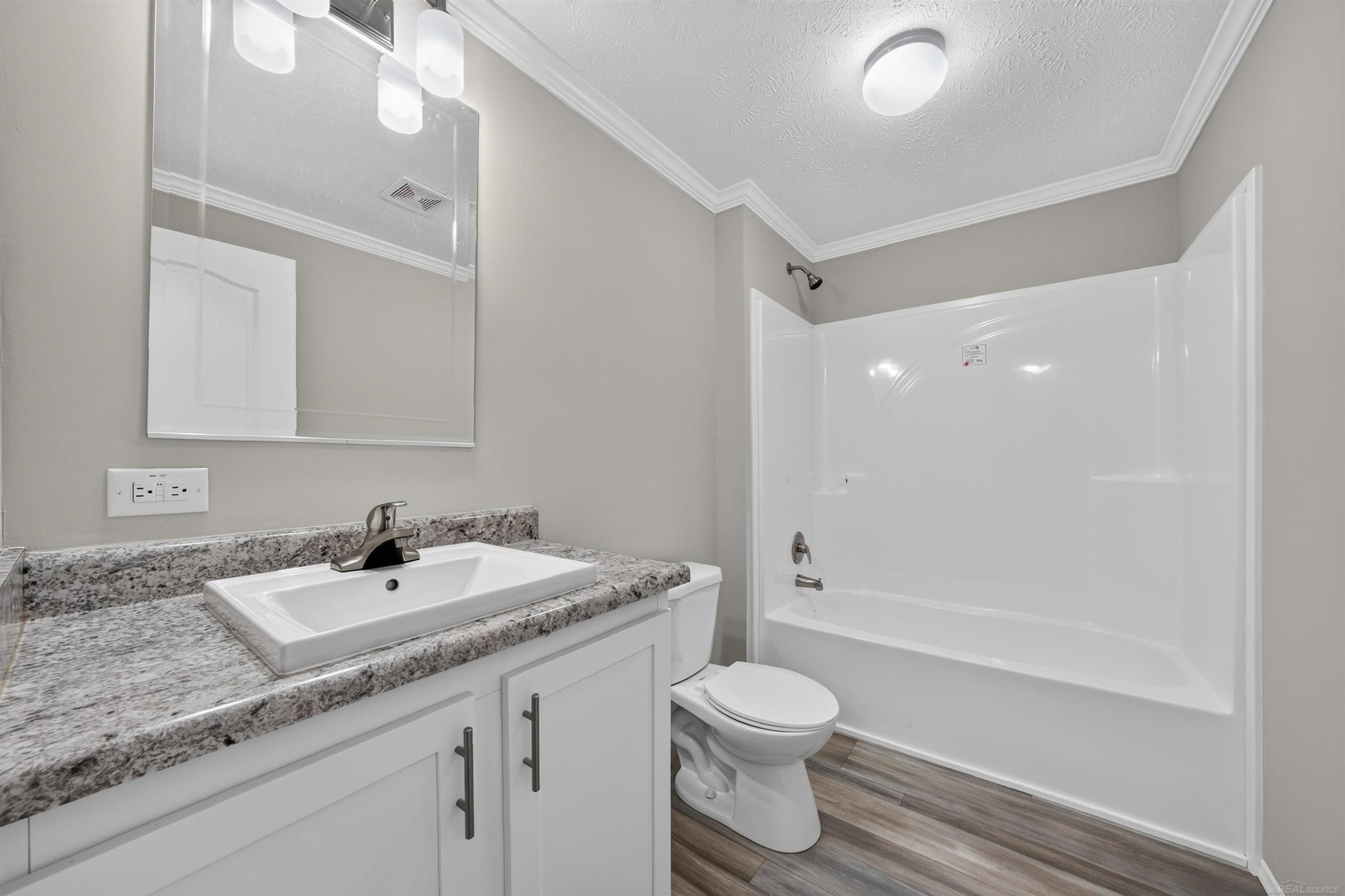 262 Riviera Drive photo 12