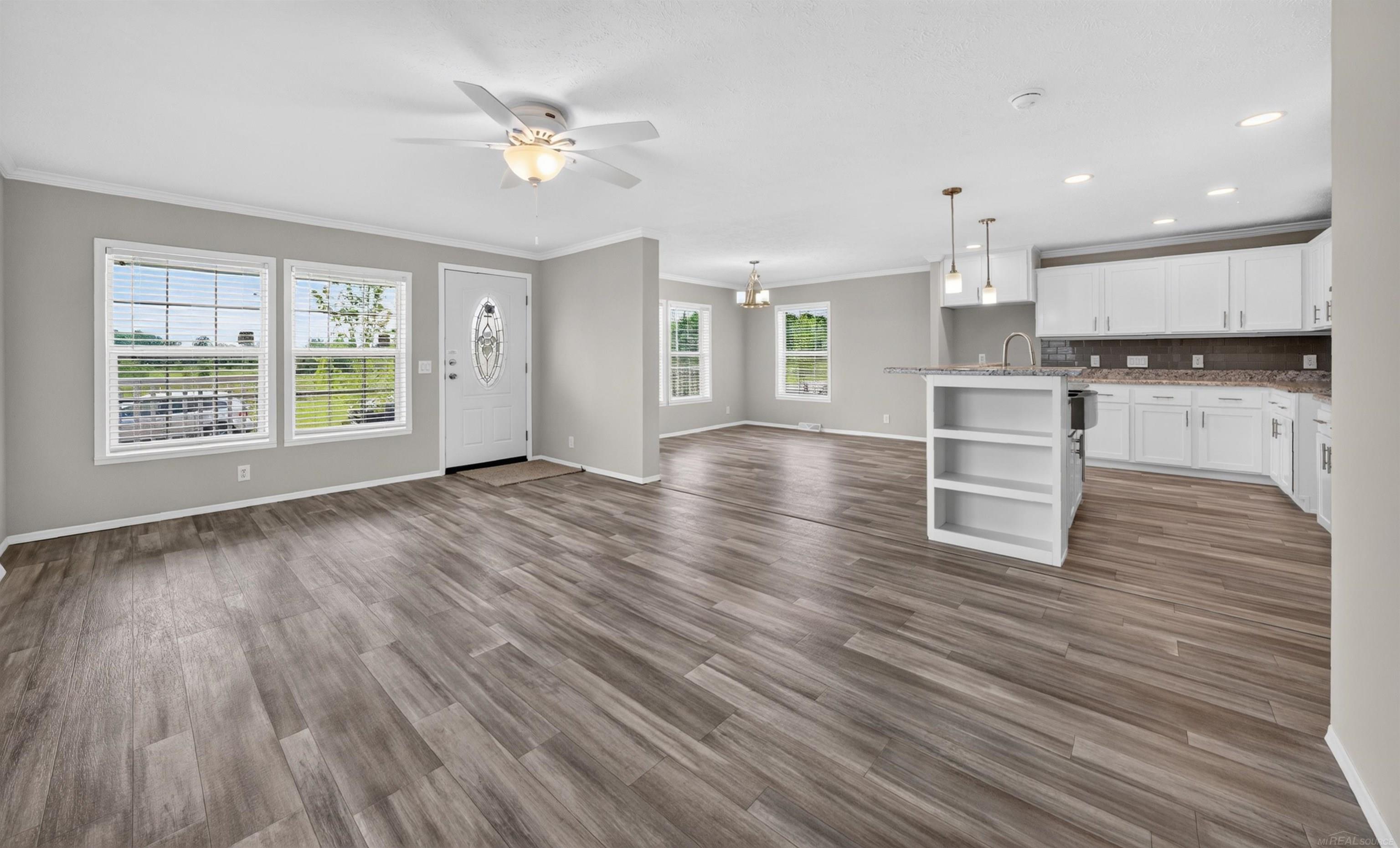 262 Riviera Drive photo 5
