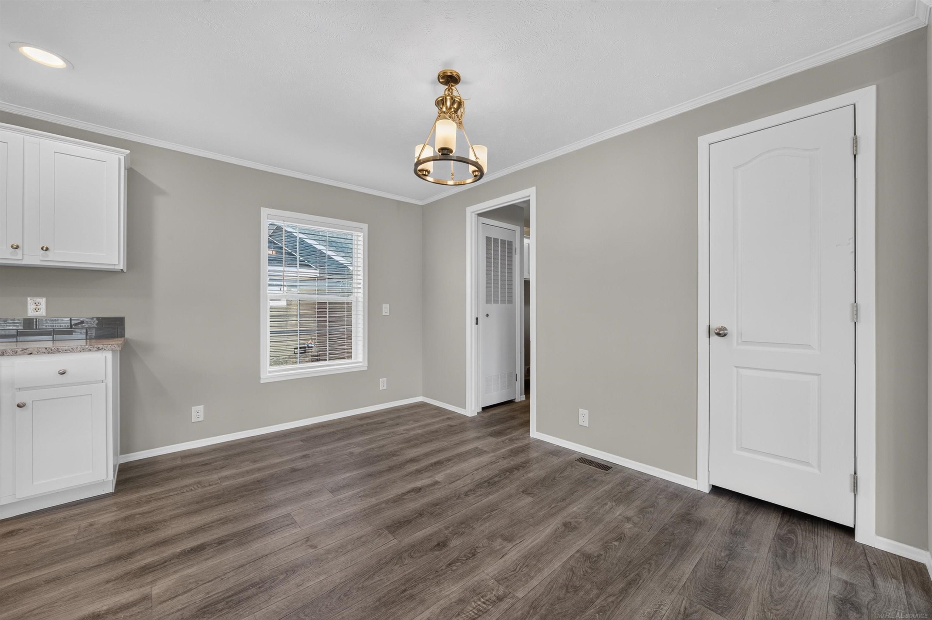 2776 Pinellas Court photo 9