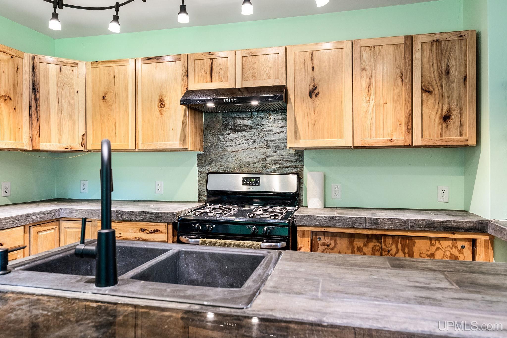 MLS 50212227 Large photo number 7 