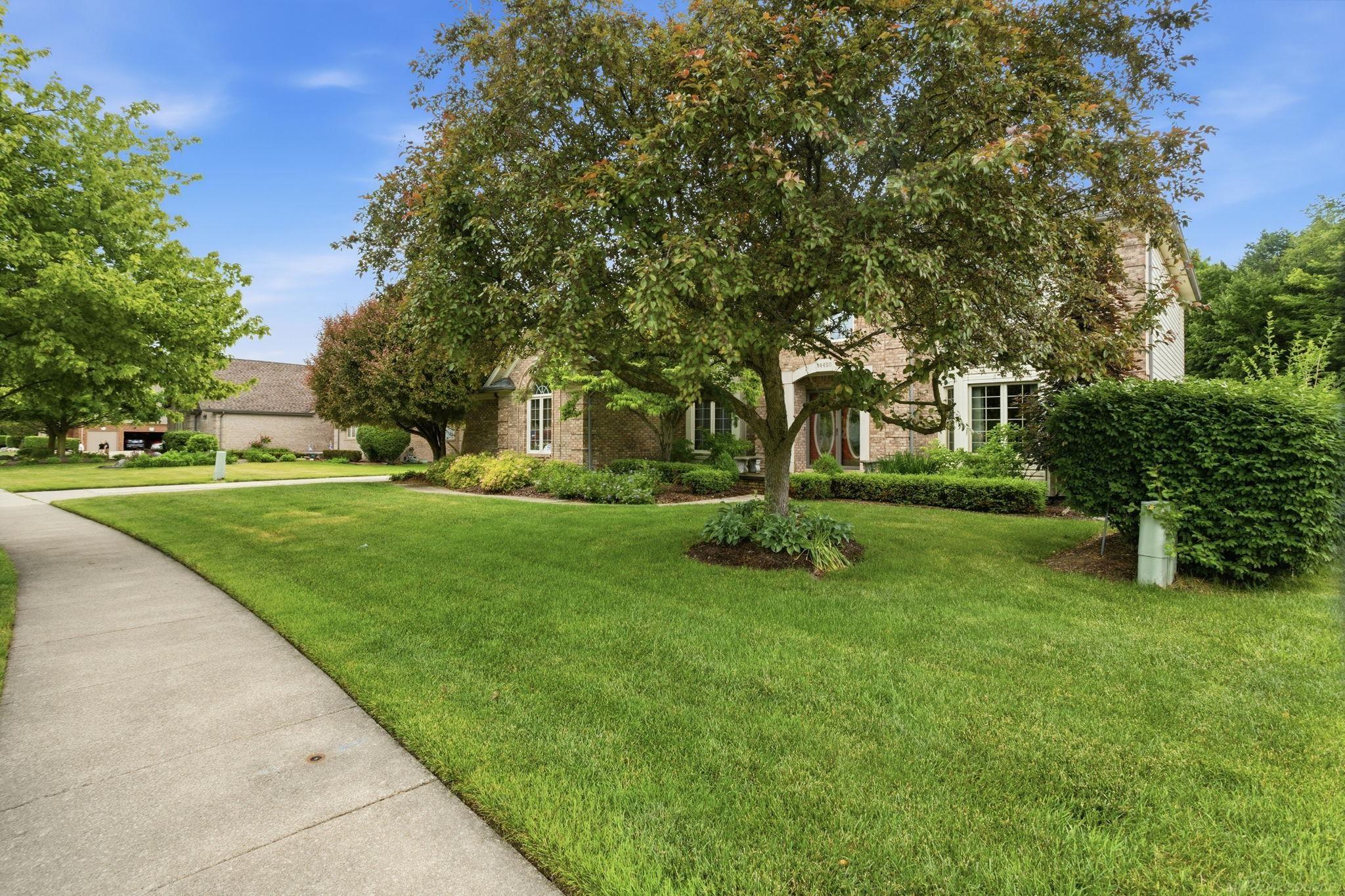 2nd image of 14450 Knightsbridge Dr, Shelby Township, MI 48315 | MLS# 58050212280