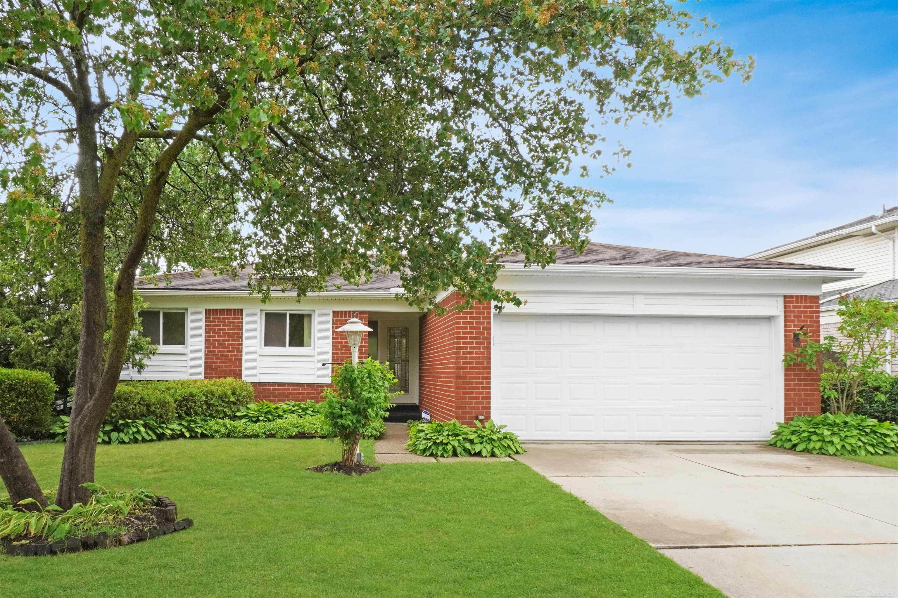 33726 Dyar CT SterlingHeightsCity_Macomb Michigan 48310