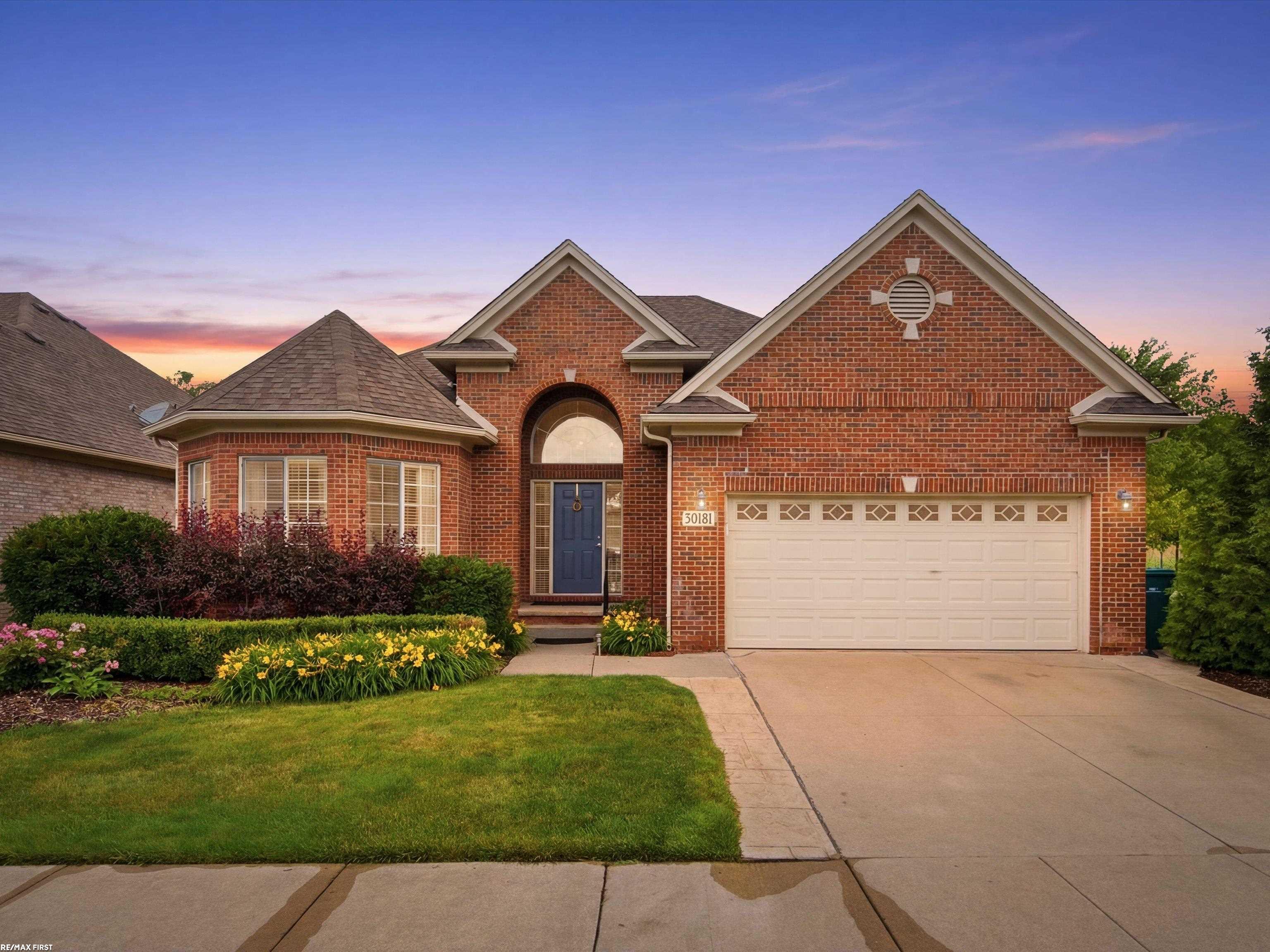 30161 Trailwood DR WarrenCity_Macomb Michigan 48092