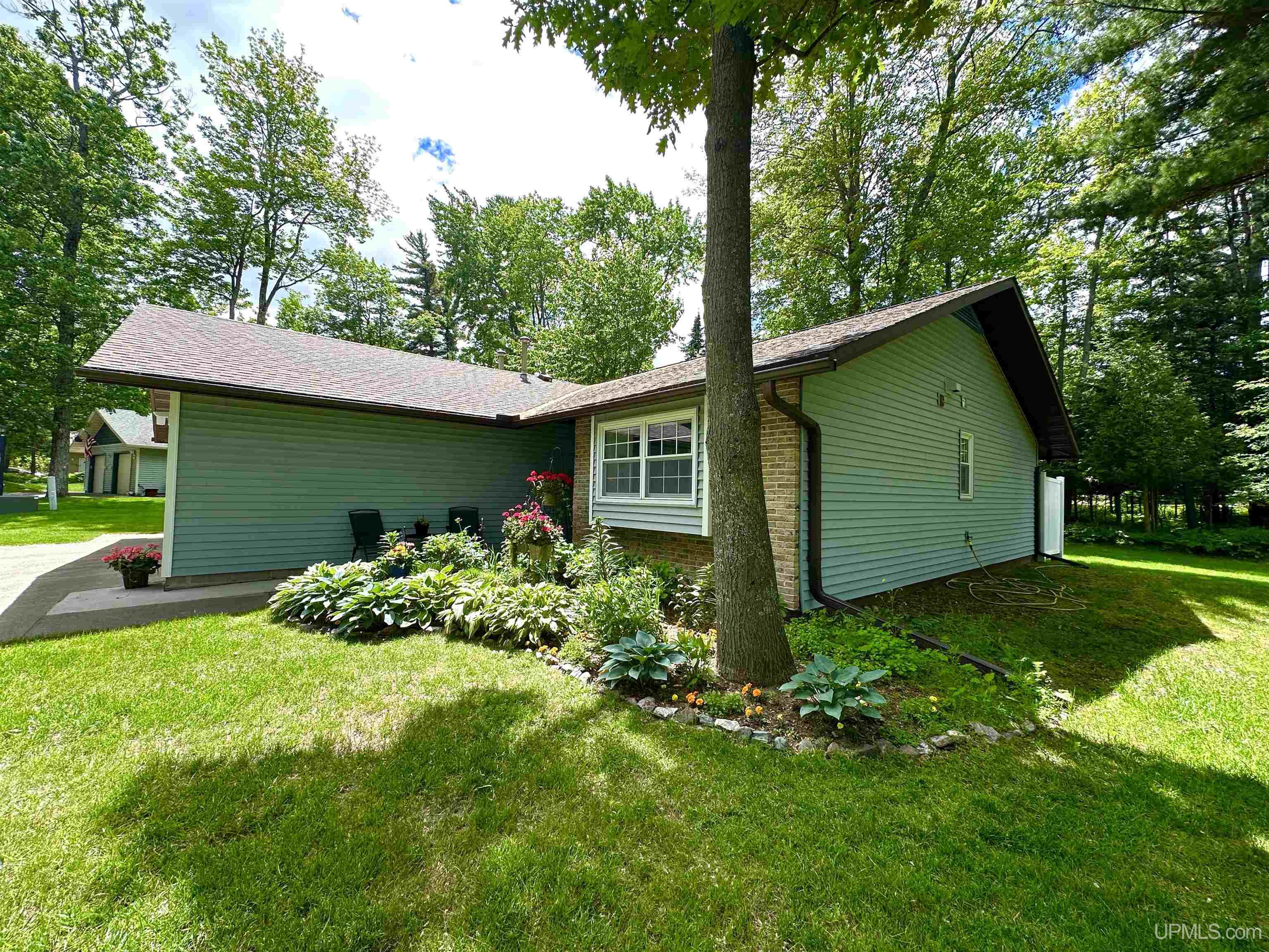 MLS 50212364 Large photo number 2 