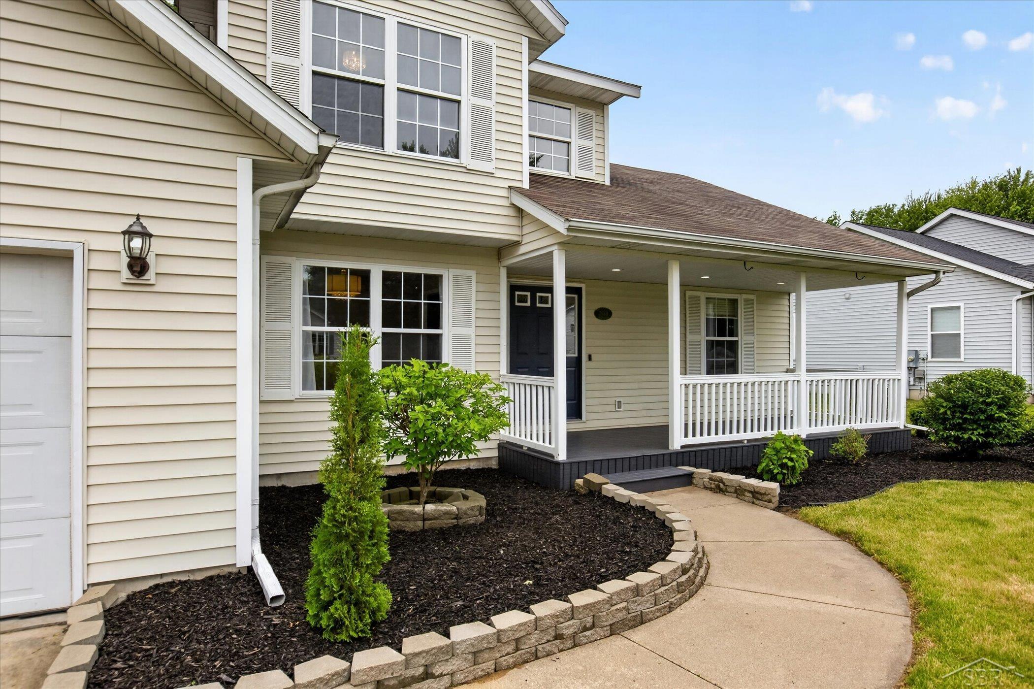 Photo 2 of Single family home for sale at 7849 Rockcress Dr, Freeland, MI 48623 | MLS# 61050212374 | Listing updated on 2026-09-29