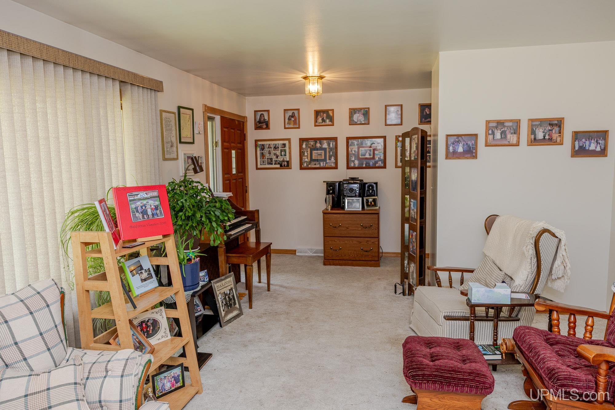 MLS 50212415 Large photo number 4 